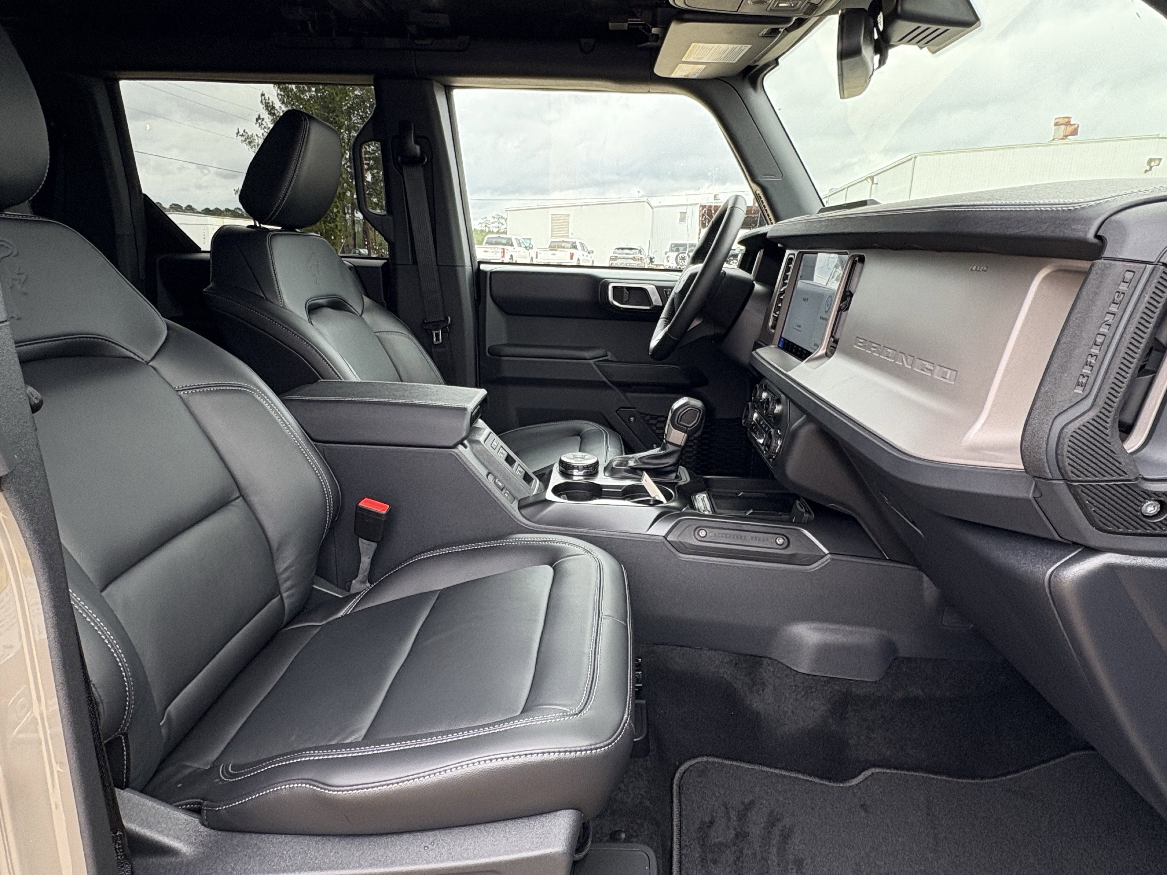 2025 Ford Bronco Outer Banks®