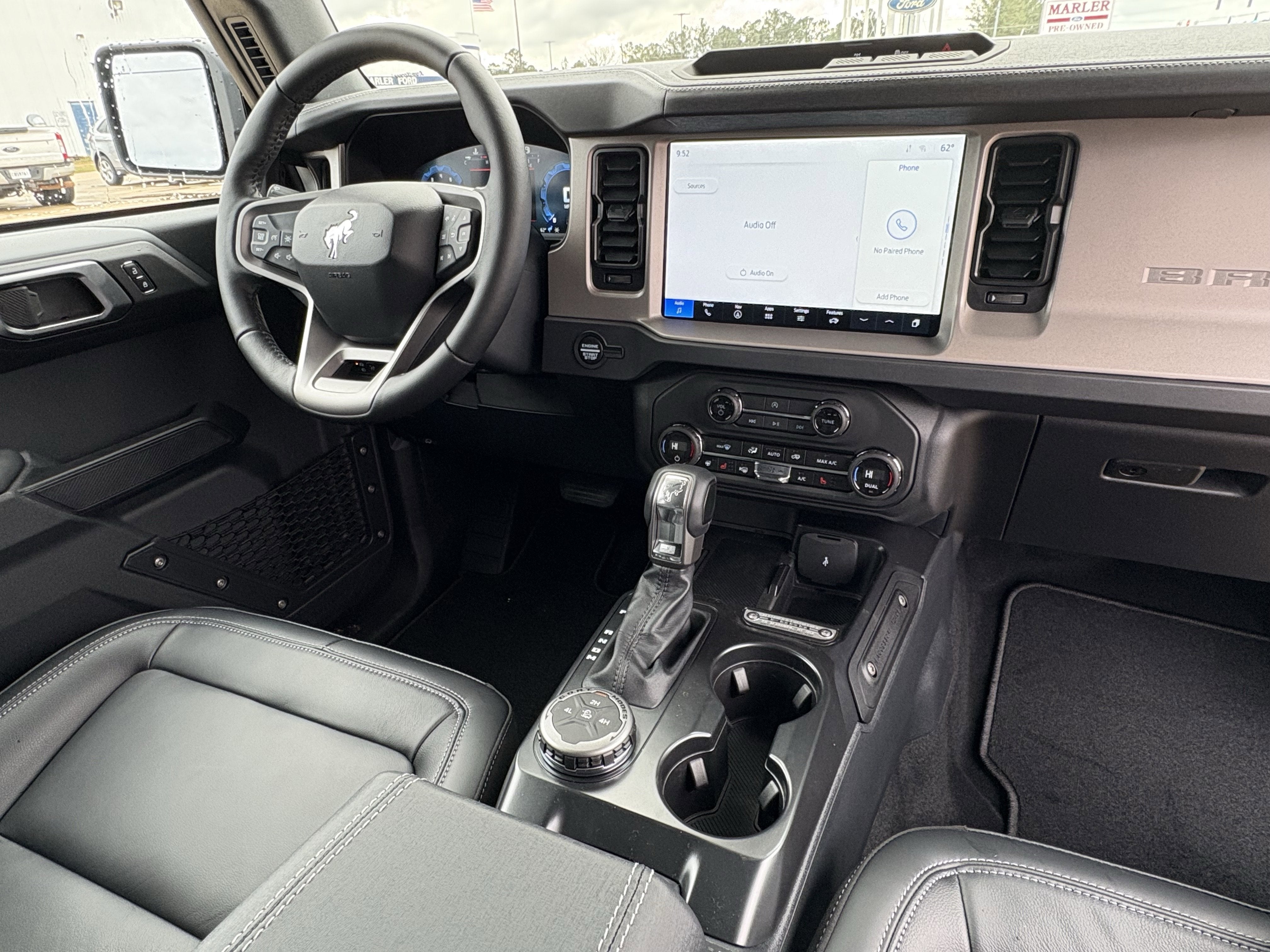 2025 Ford Bronco Outer Banks®