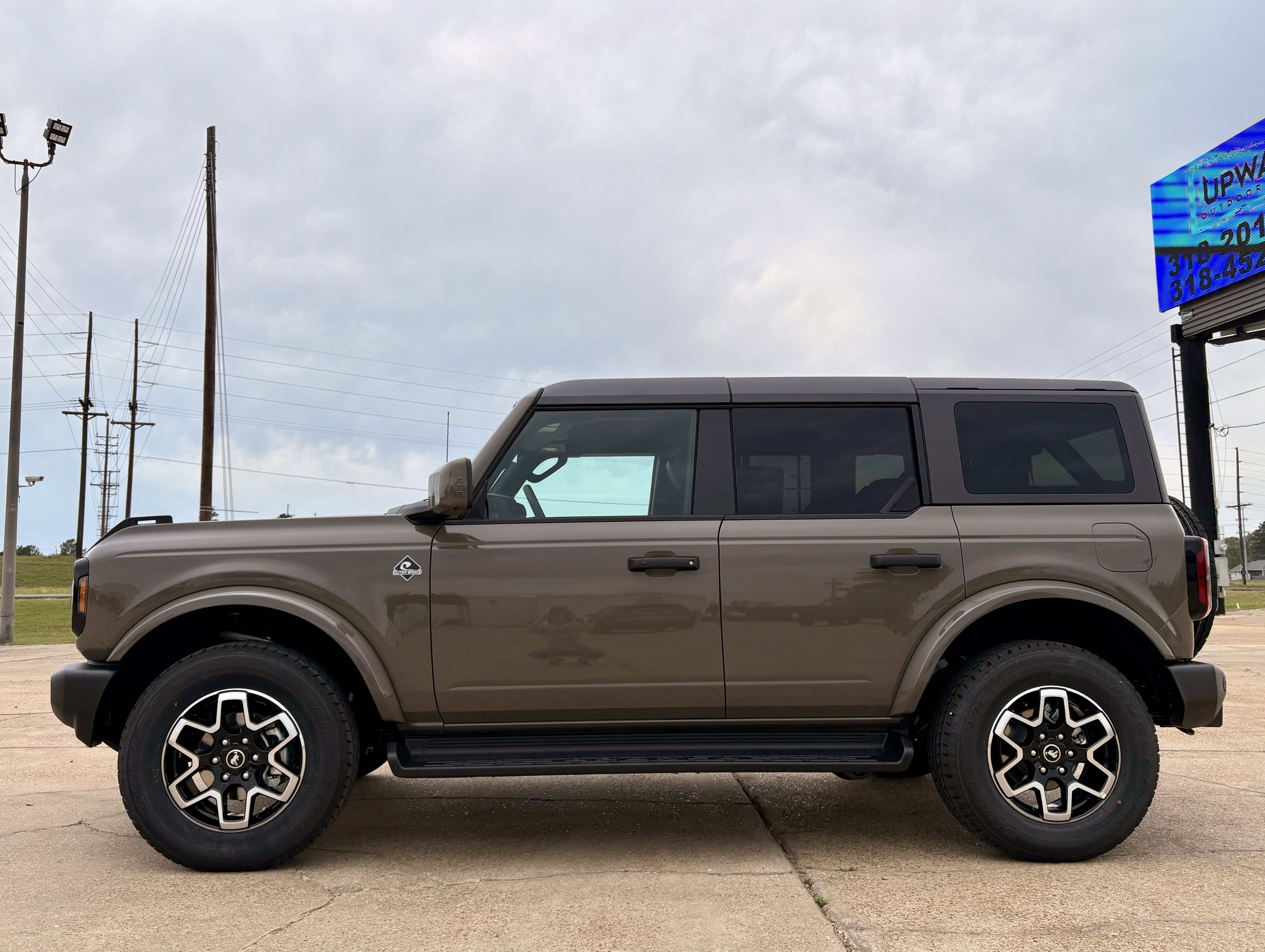 2026 Ford Bronco Outer Banks®