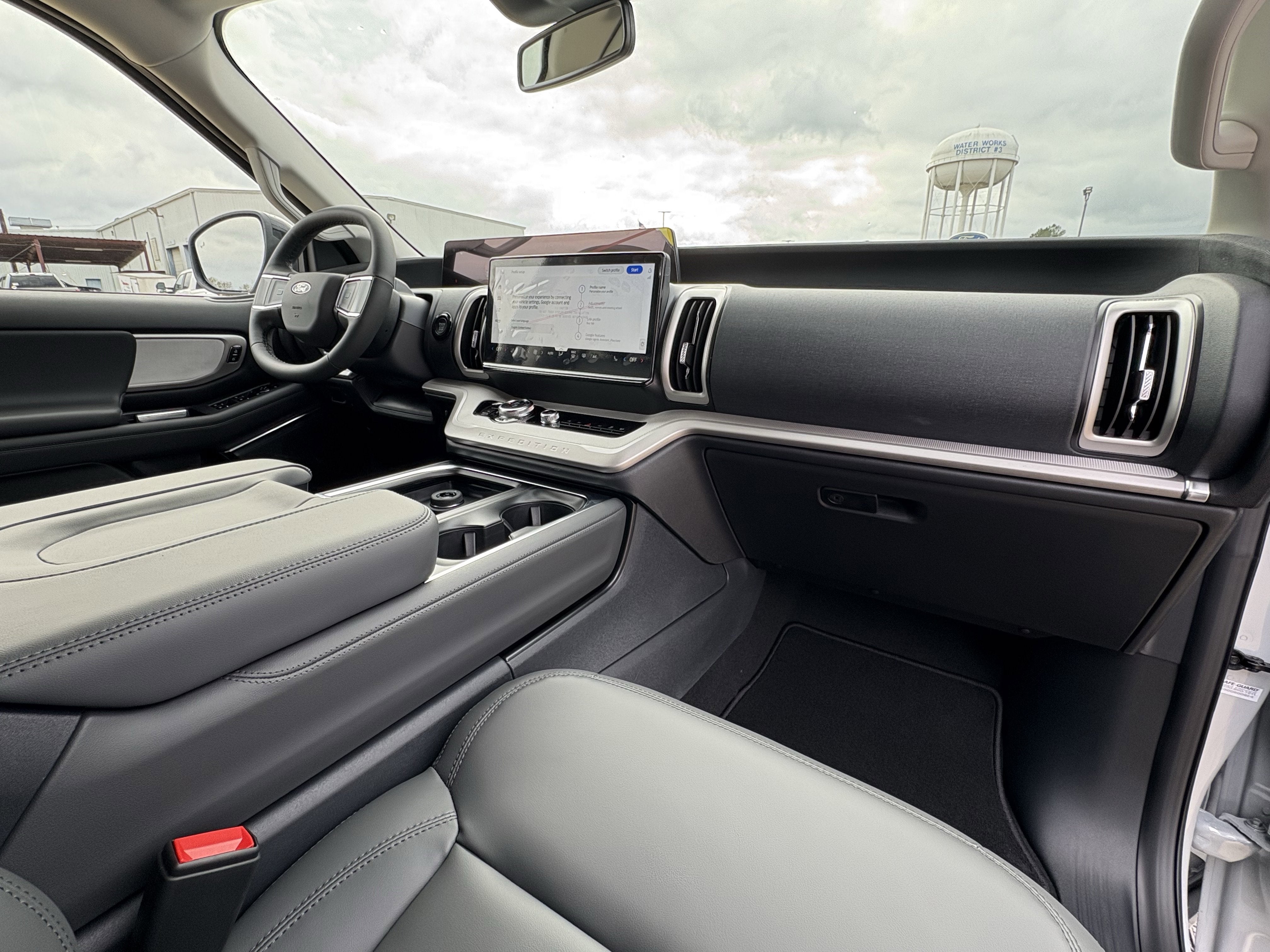 2026 Ford Expedition Active