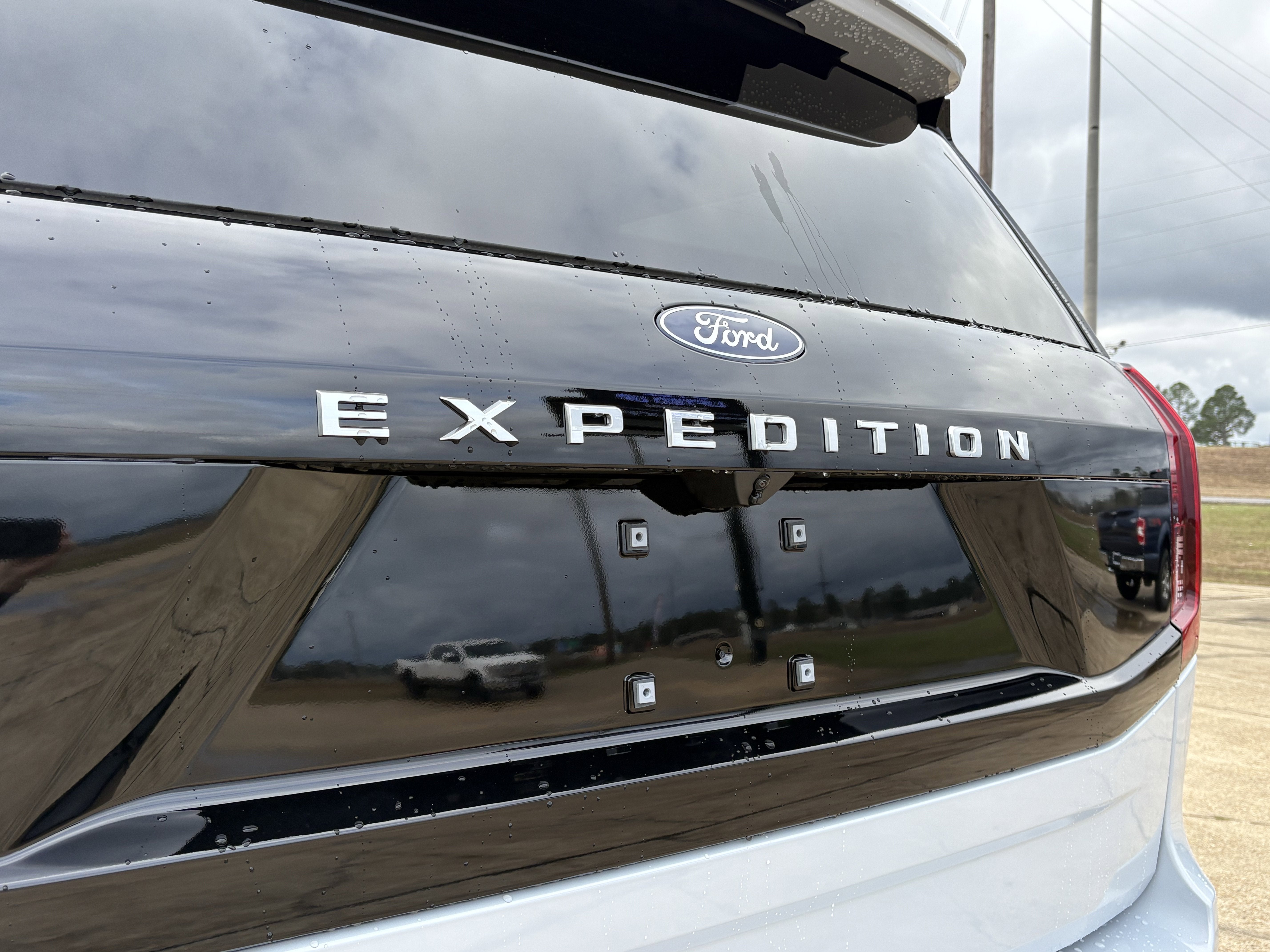2026 Ford Expedition Active