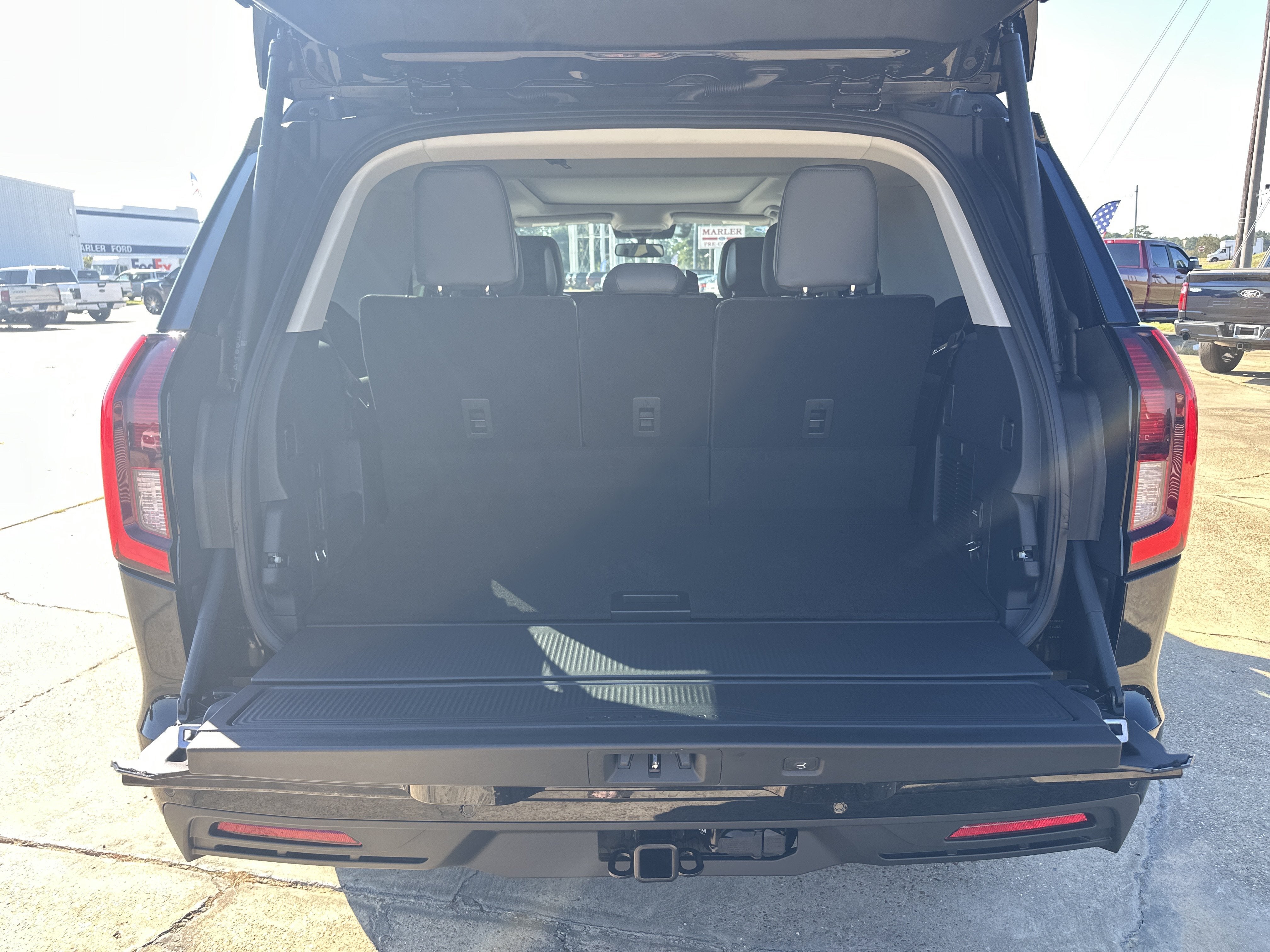 2027 Ford Expedition Active