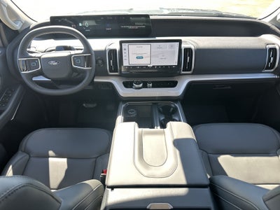 2027 Ford Expedition Active