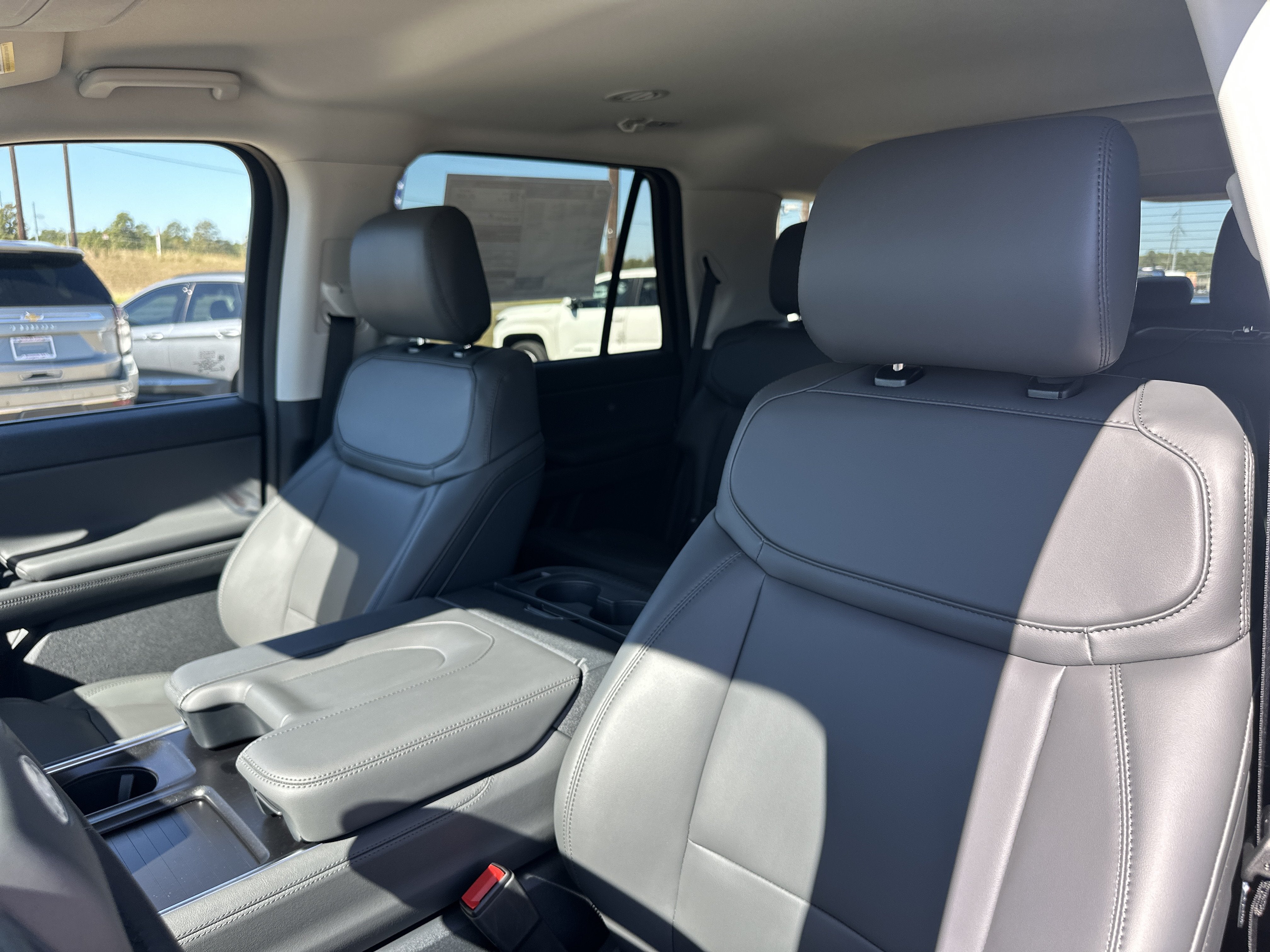 2027 Ford Expedition Active
