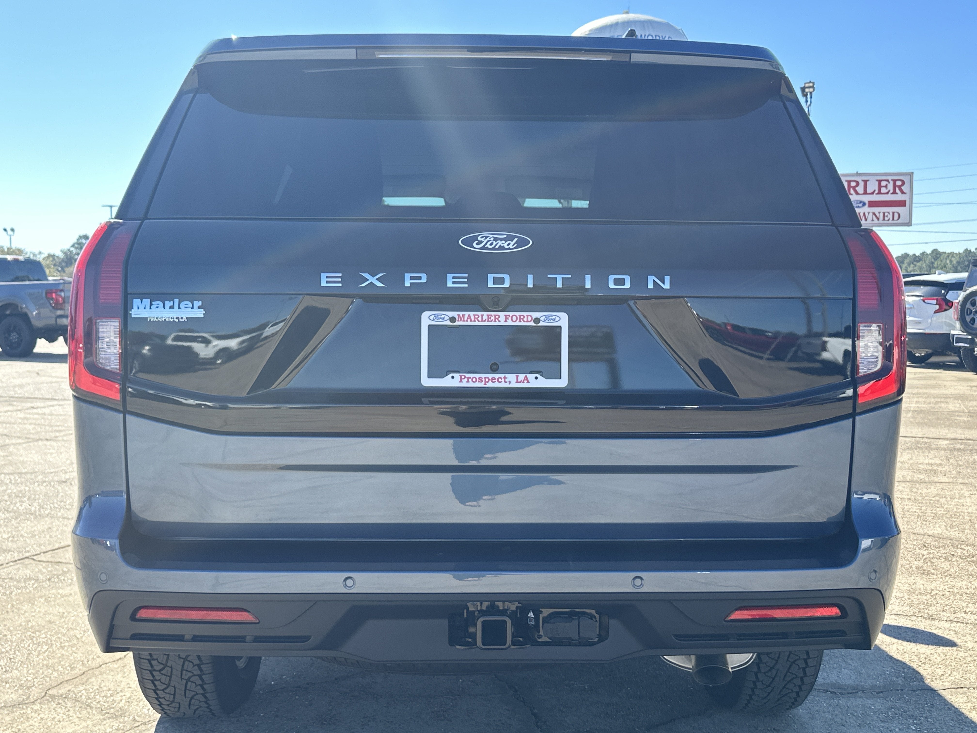 2027 Ford Expedition Active
