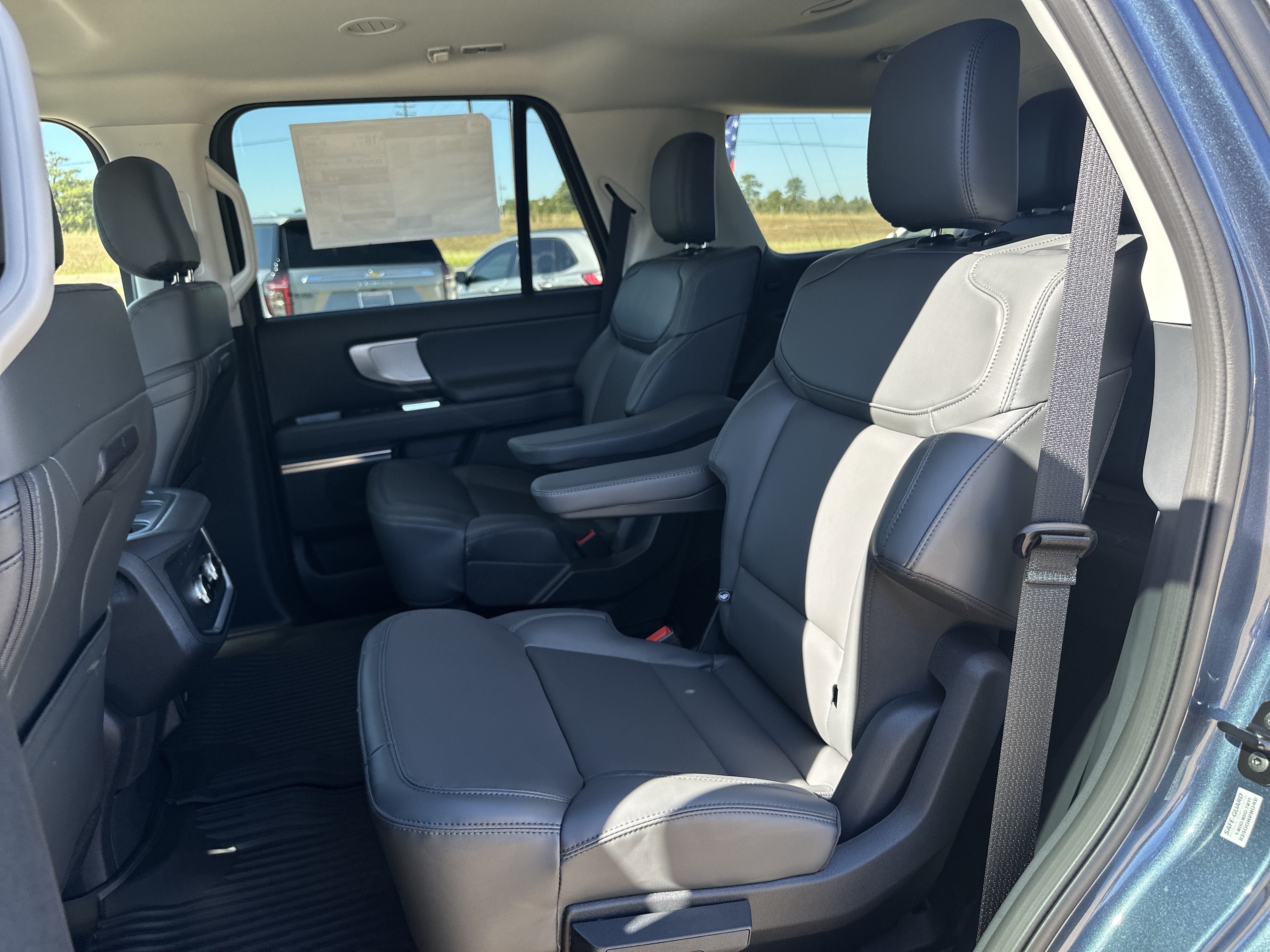 2027 Ford Expedition Active