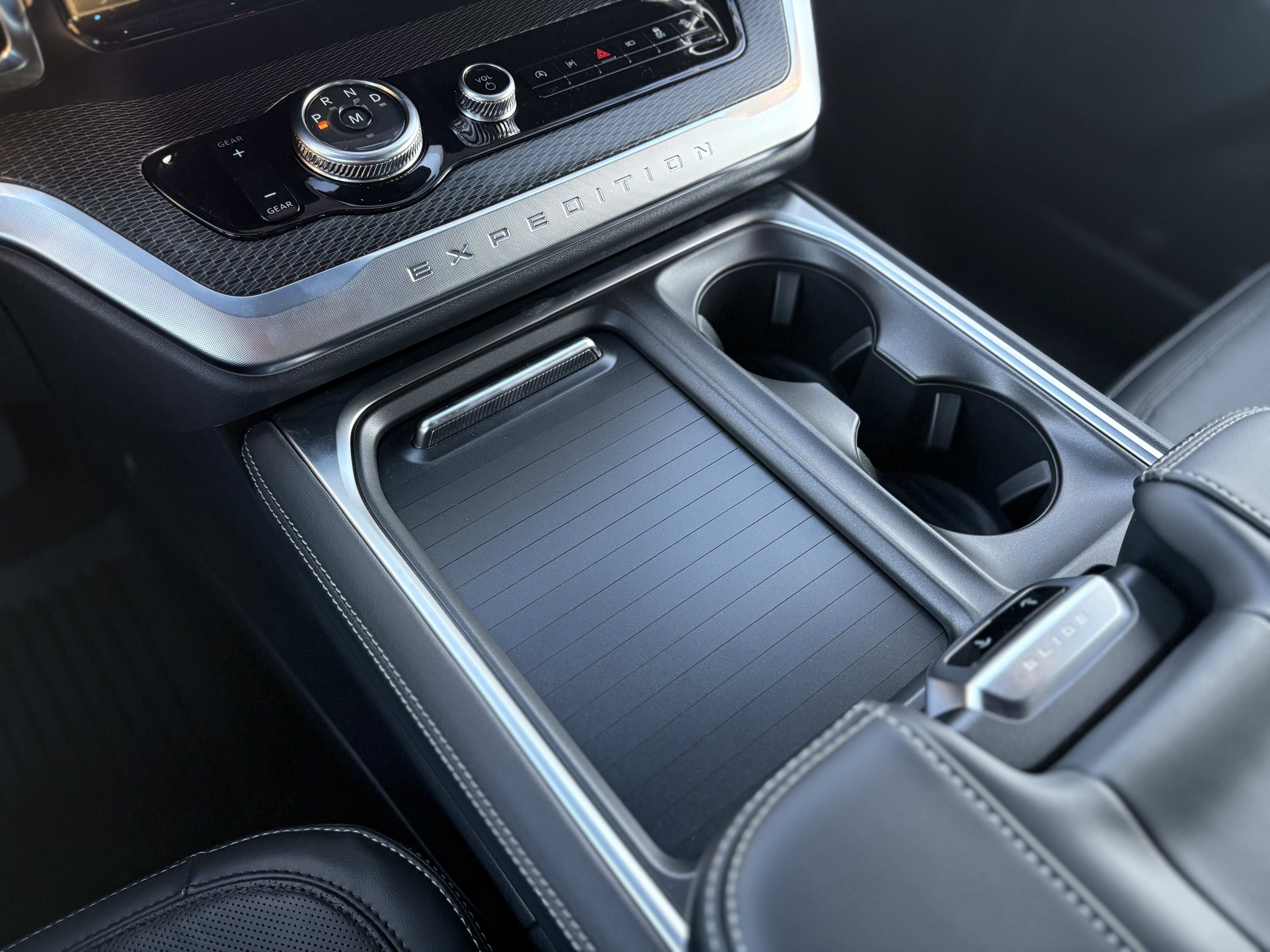 2026 Ford Expedition Platinum®