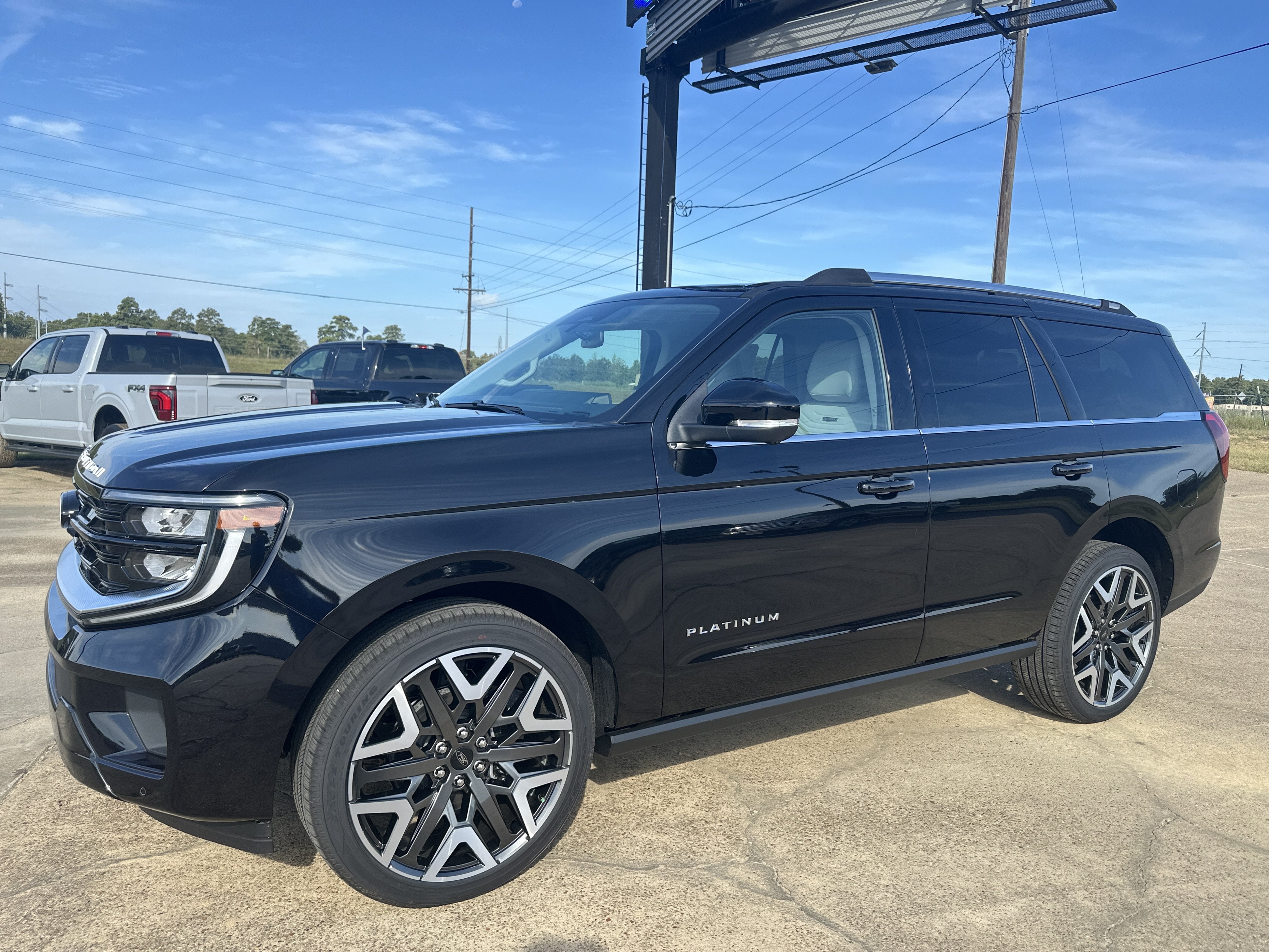 2027 Ford Expedition Platinum