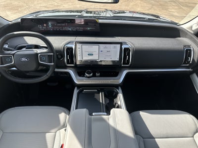 2027 Ford Expedition Platinum