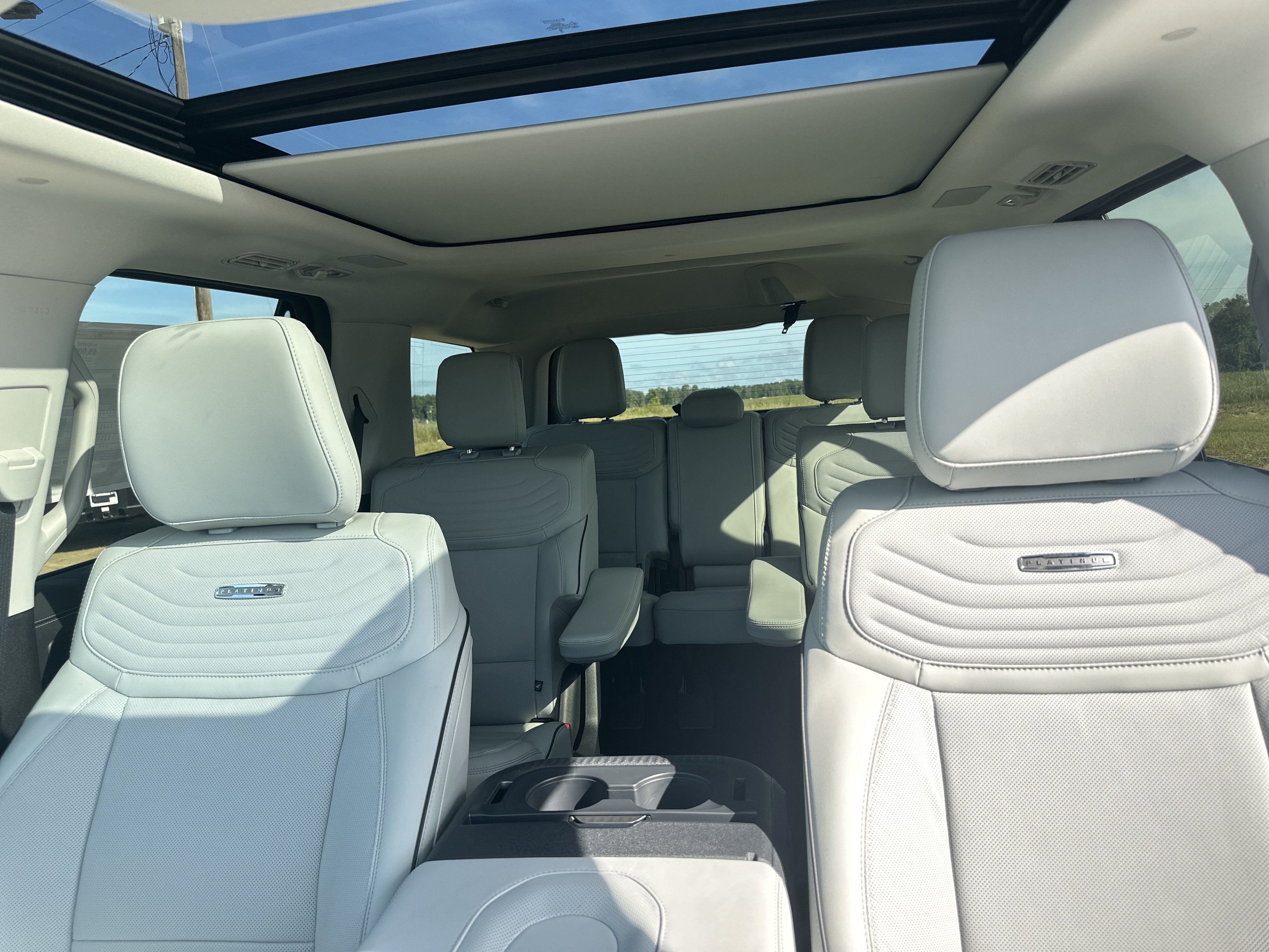 2027 Ford Expedition Platinum