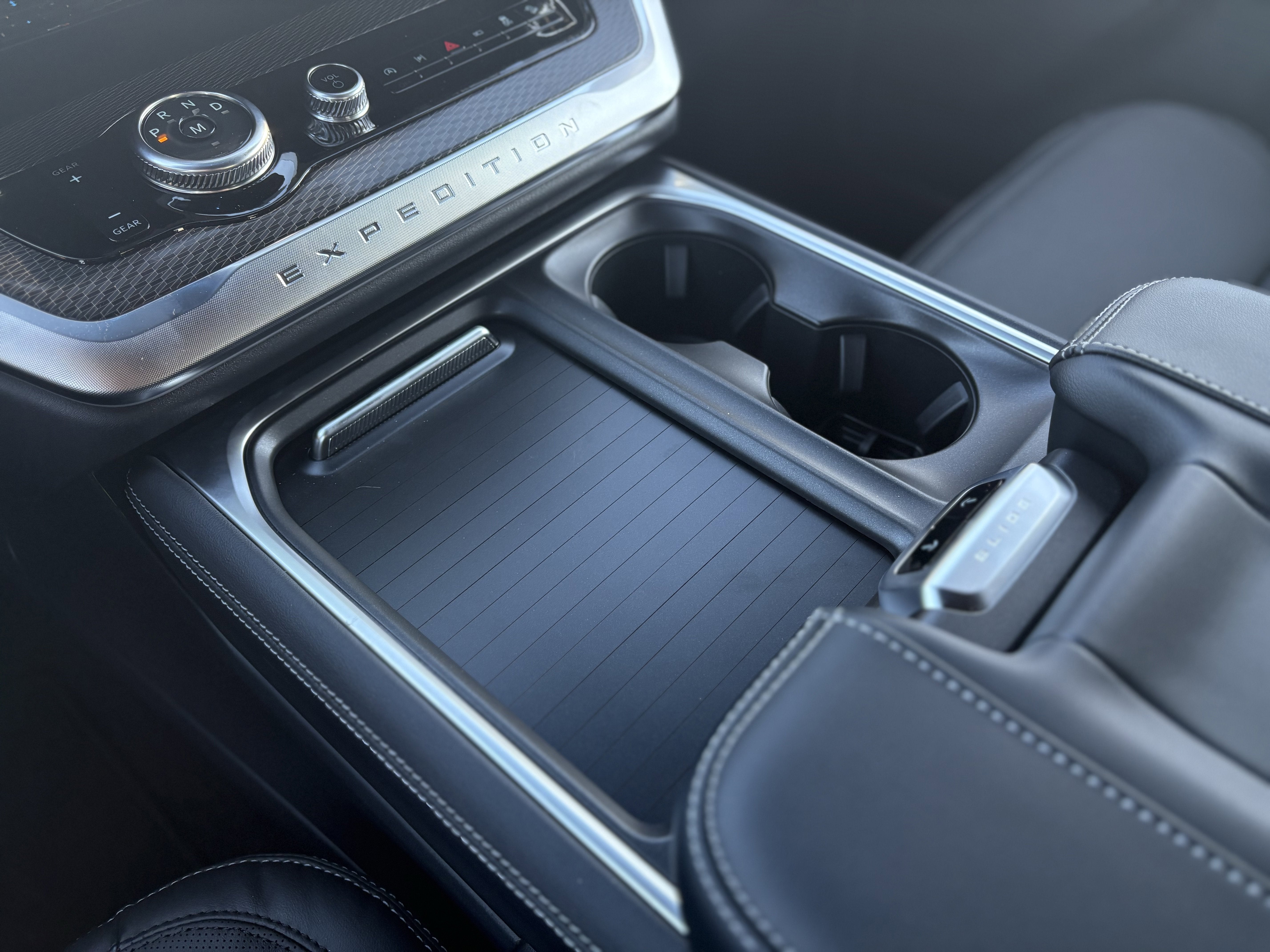 2026 Ford Expedition Platinum®