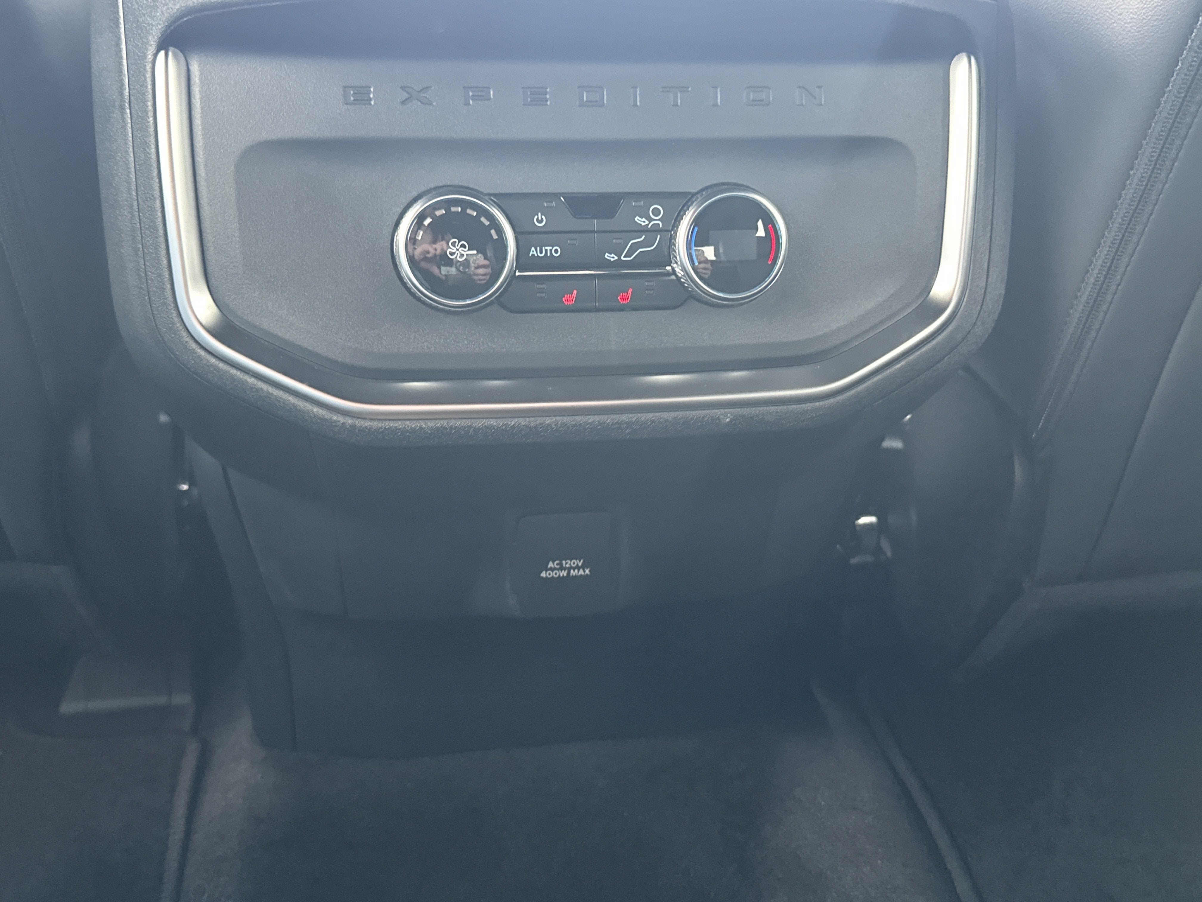 2027 Ford Expedition Platinum