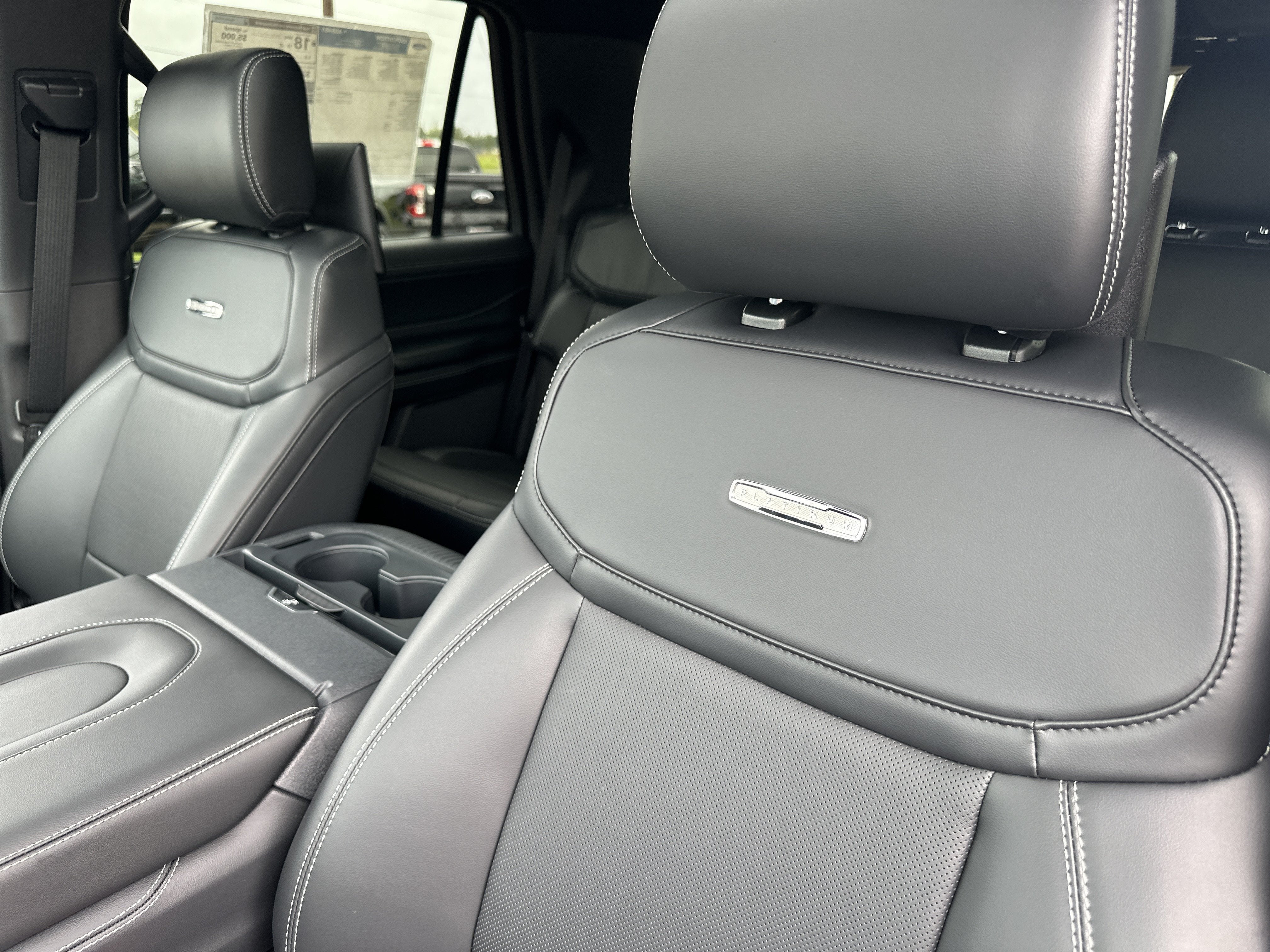 2027 Ford Expedition Platinum