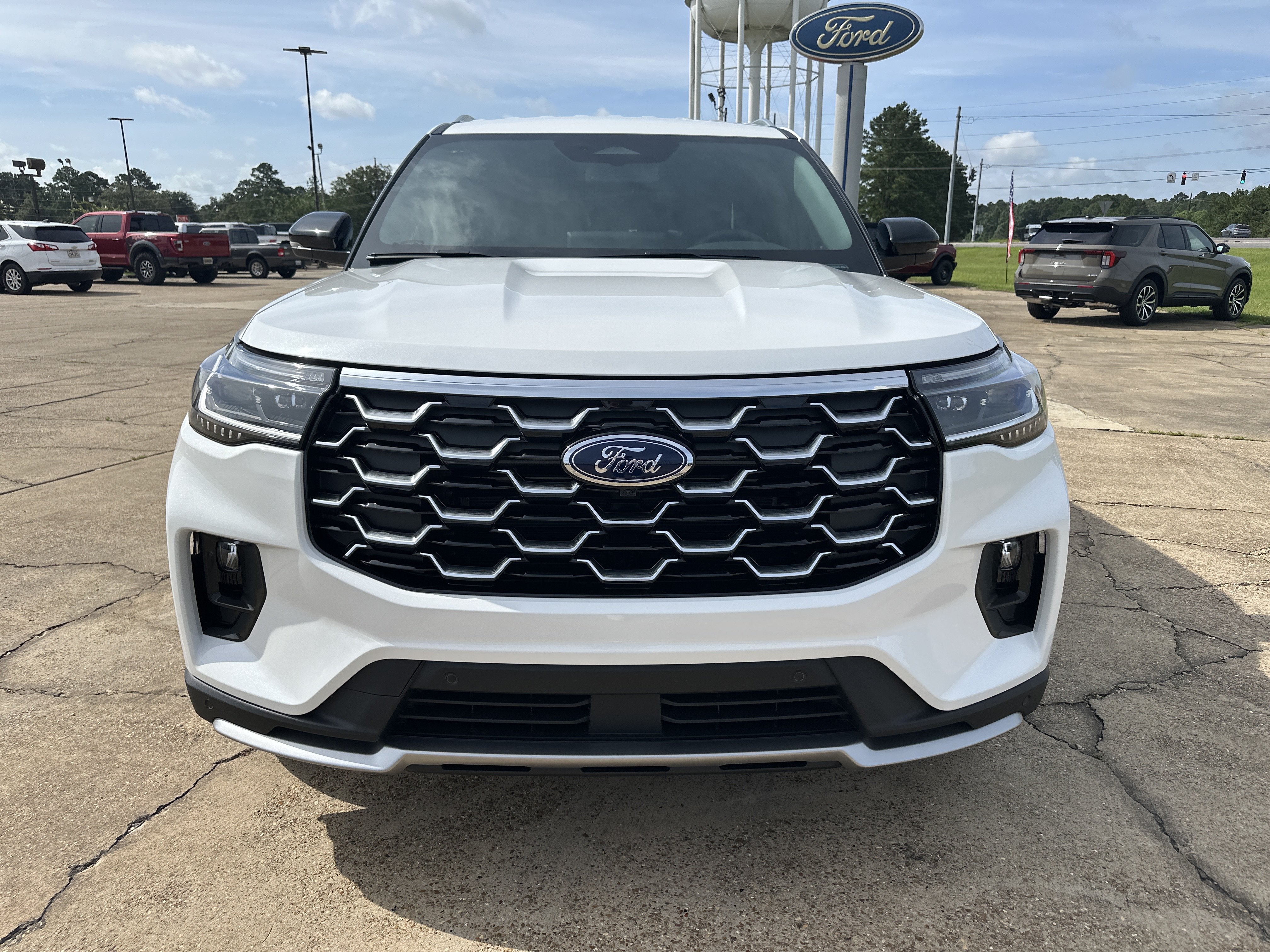 2026 Ford Explorer Platinum™