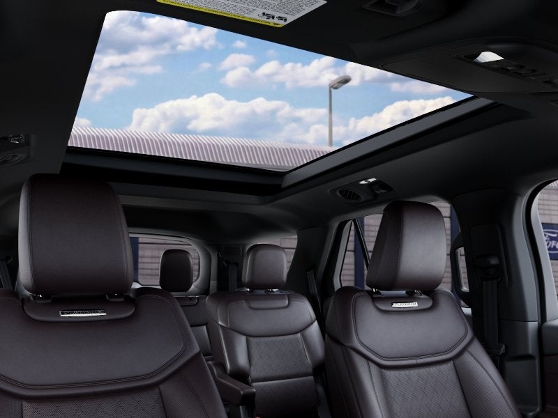 2027 Ford Explorer 4-Door 4DR RWD PLTNM