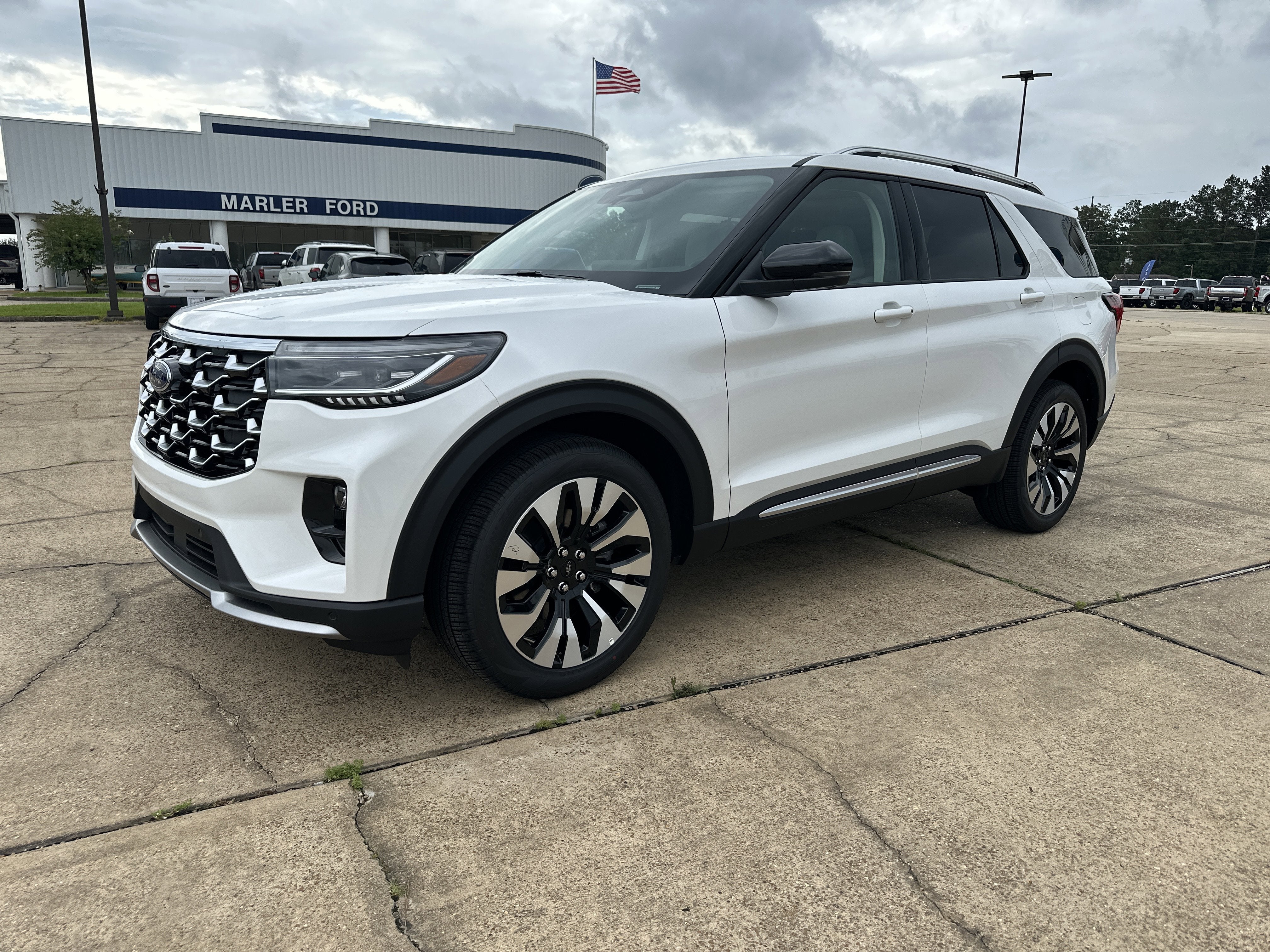 2026 Ford Explorer Platinum™
