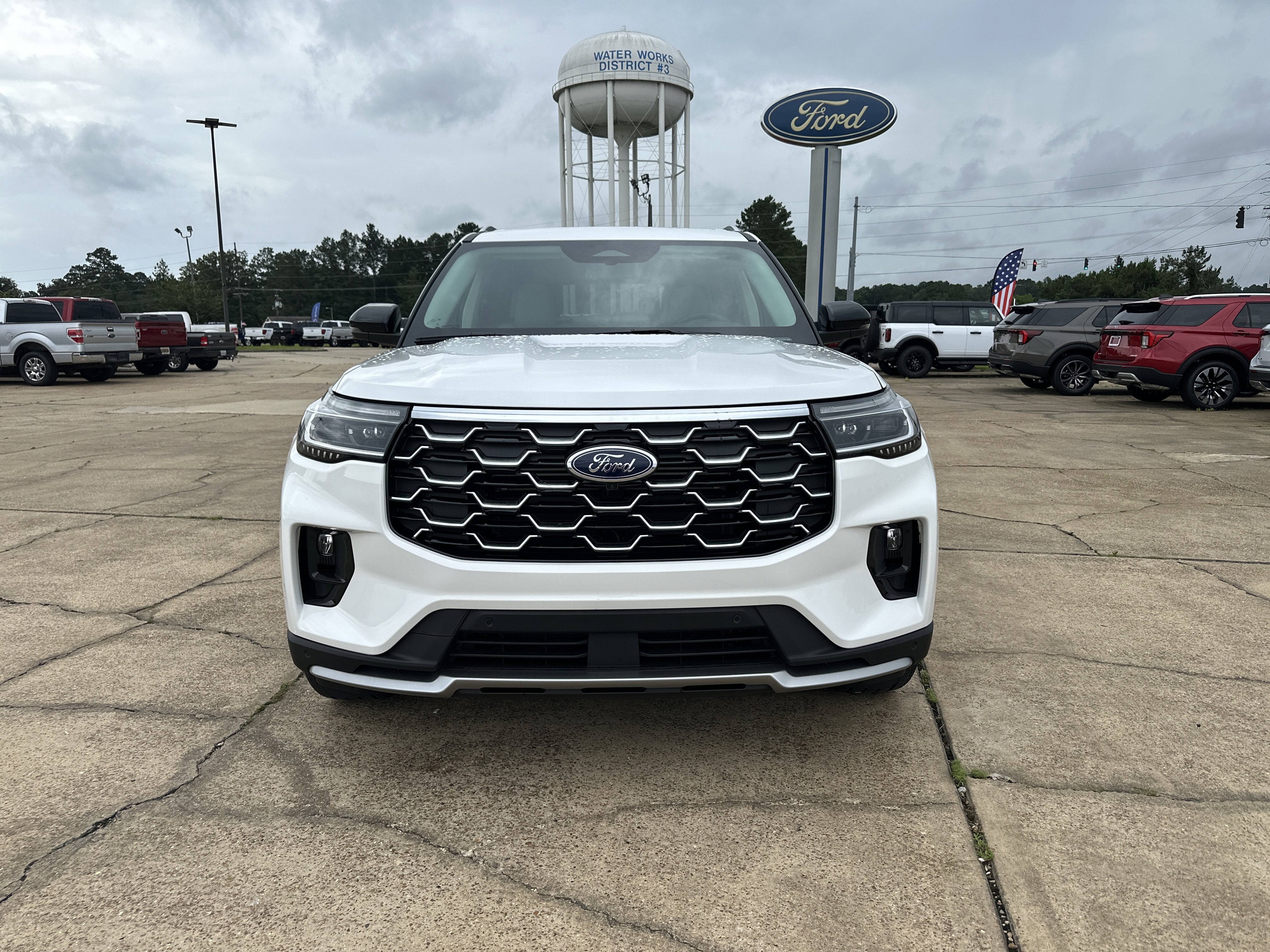 2026 Ford Explorer Platinum™