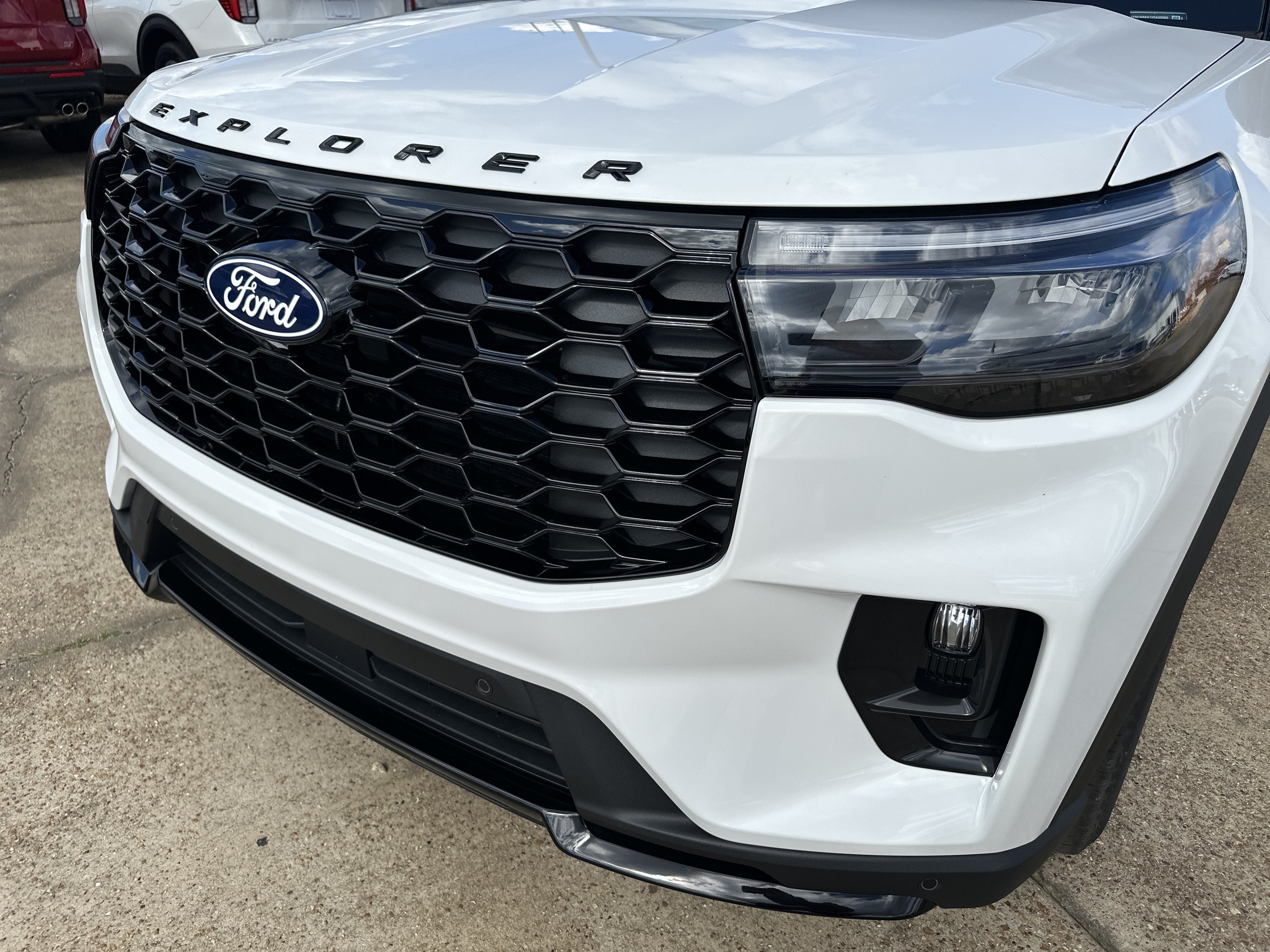 2027 Ford Explorer ST-Line