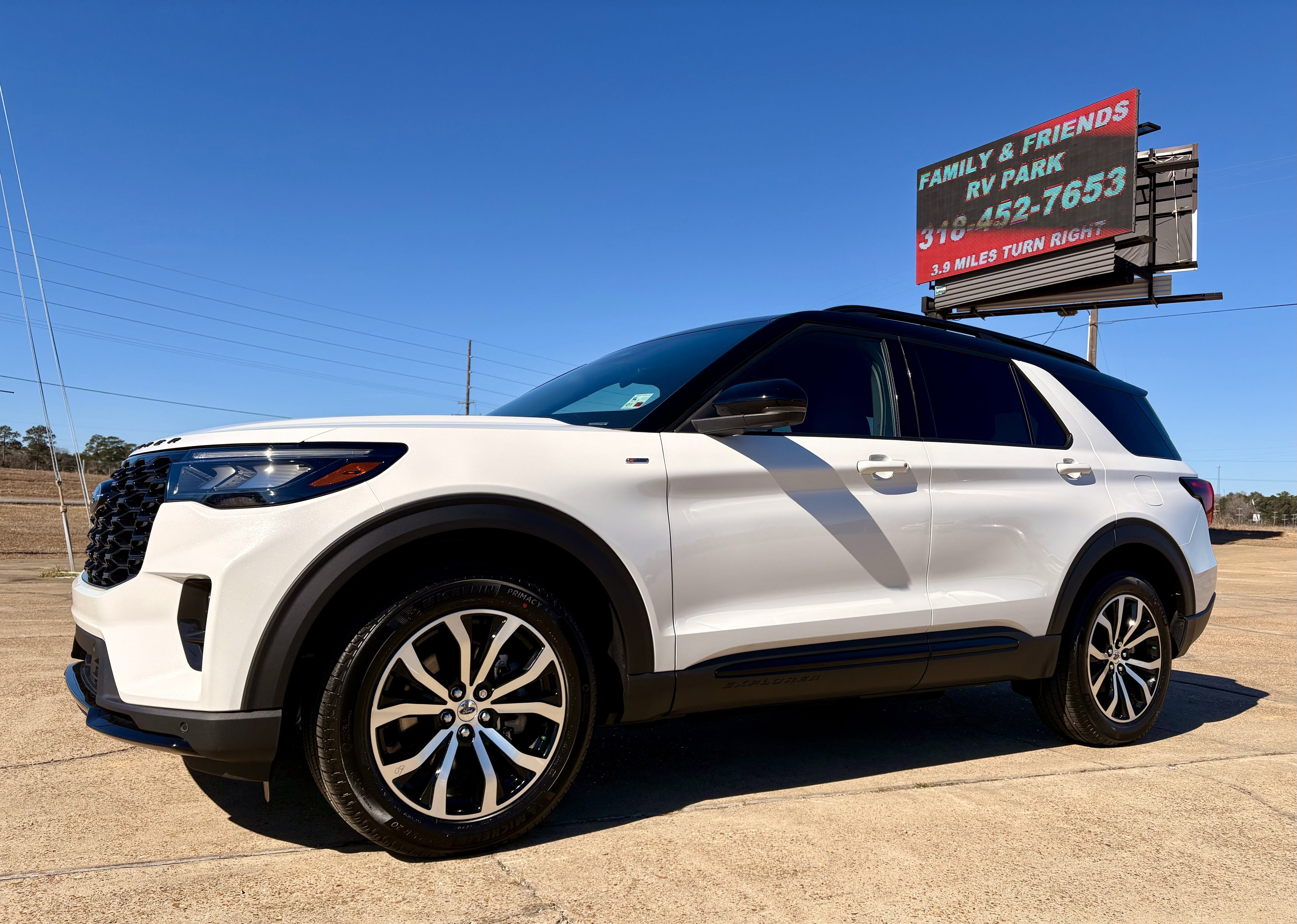 2026 Ford Explorer ST-Line