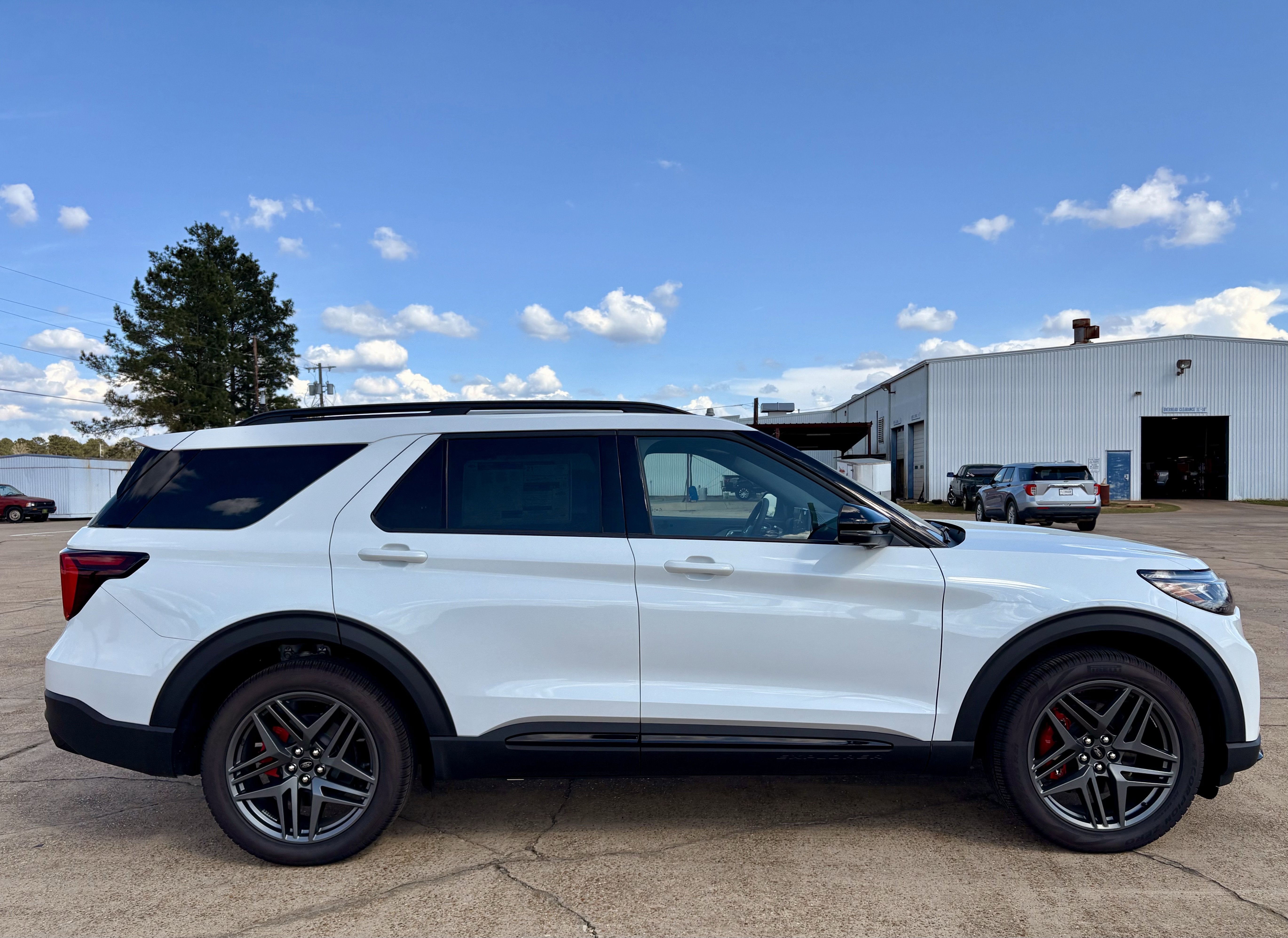 2025 Ford Explorer ST