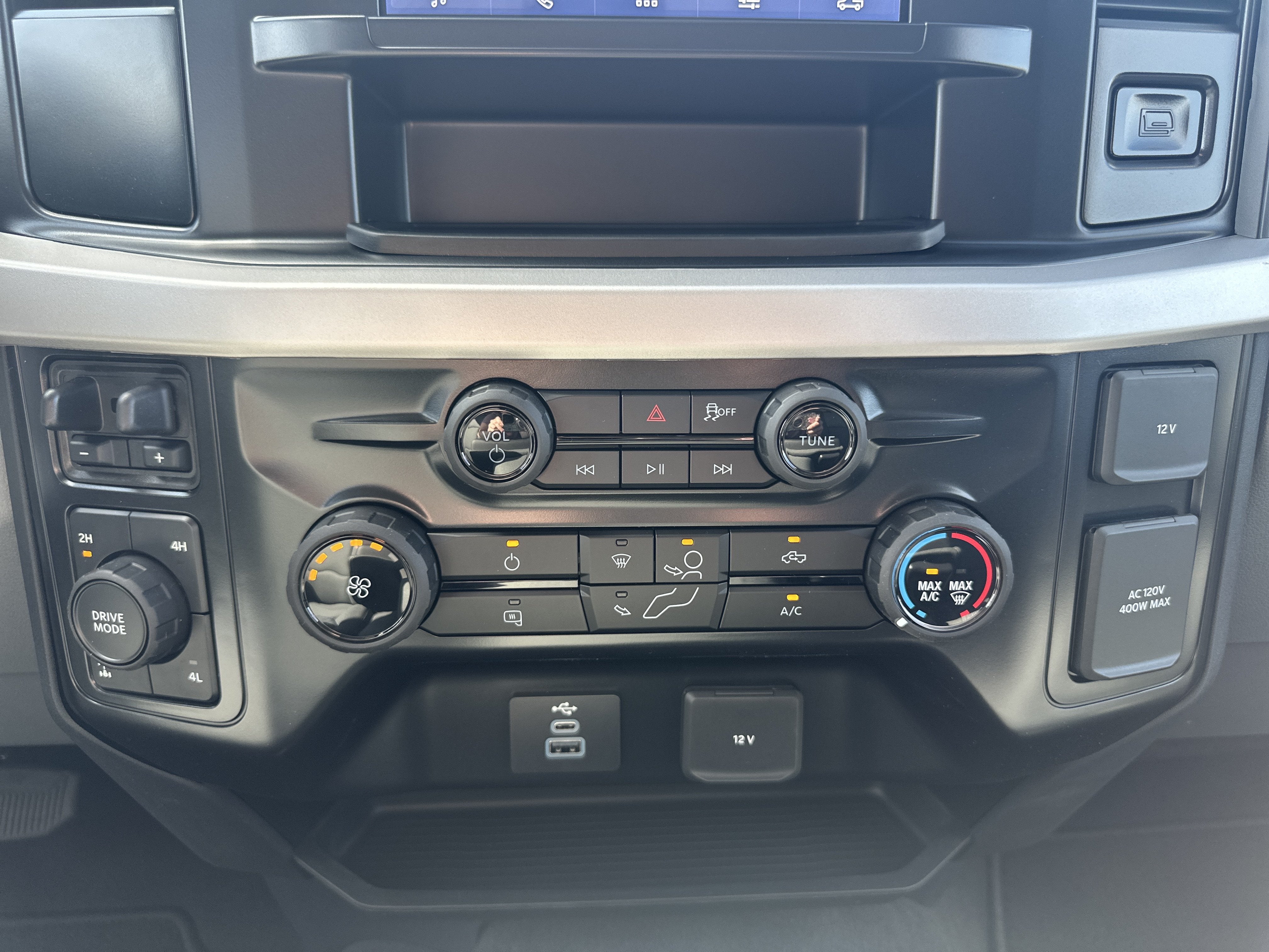 2026 Ford Super Duty F-250 SRW F-250® XLT