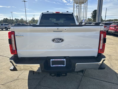 2027 Ford Super Duty F-250 SRW F-250® Lariat®
