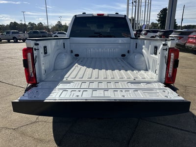 2027 Ford Super Duty F-250 SRW F-250® Lariat®