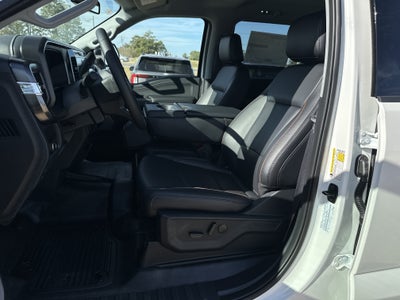 2027 Ford Super Duty F-250 SRW F-250® Lariat®