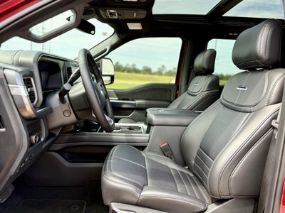 2025 Ford Super Duty F-250 SRW F-250® Platinum®