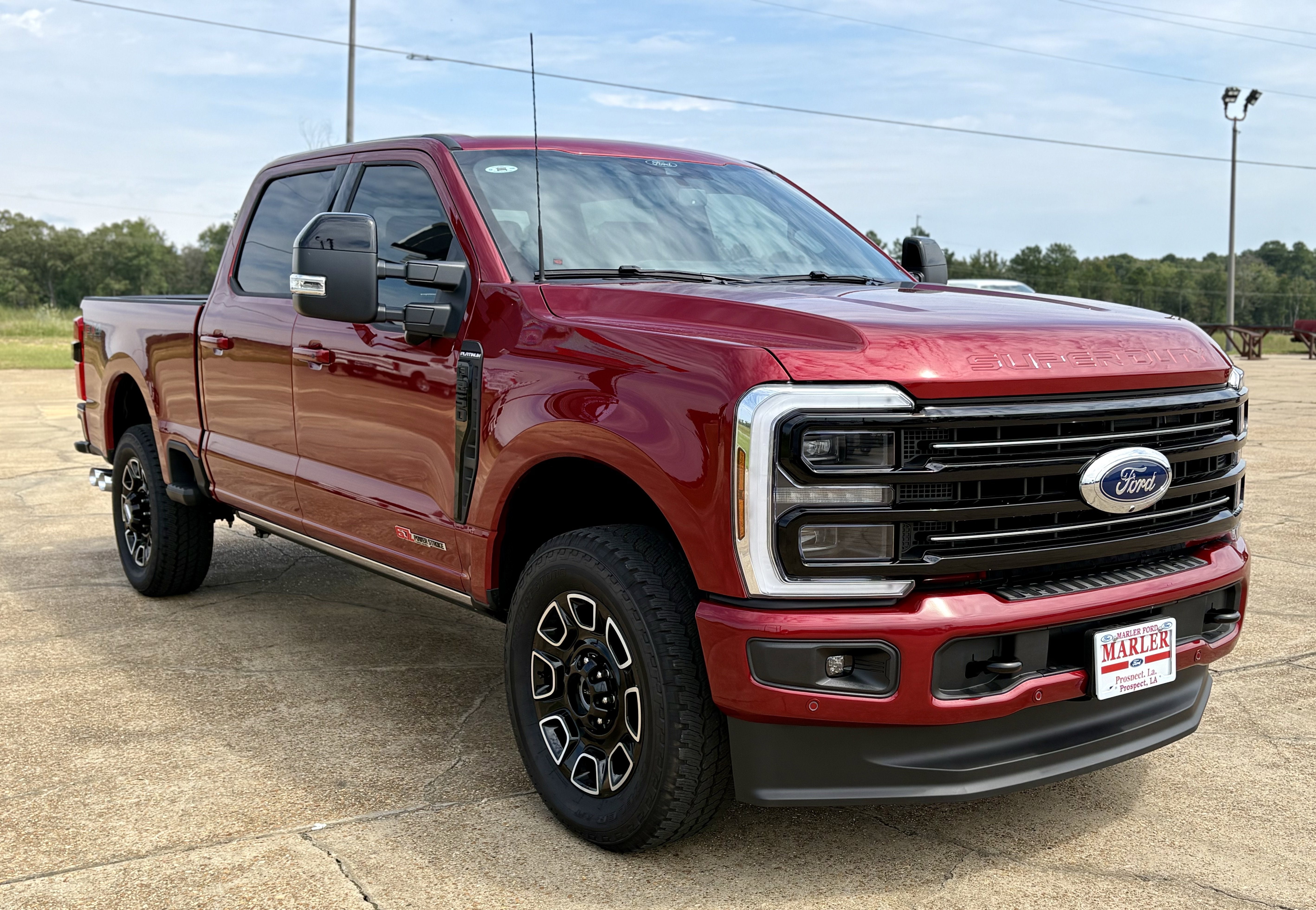 2025 Ford Super Duty F-250 SRW F-250® Platinum®