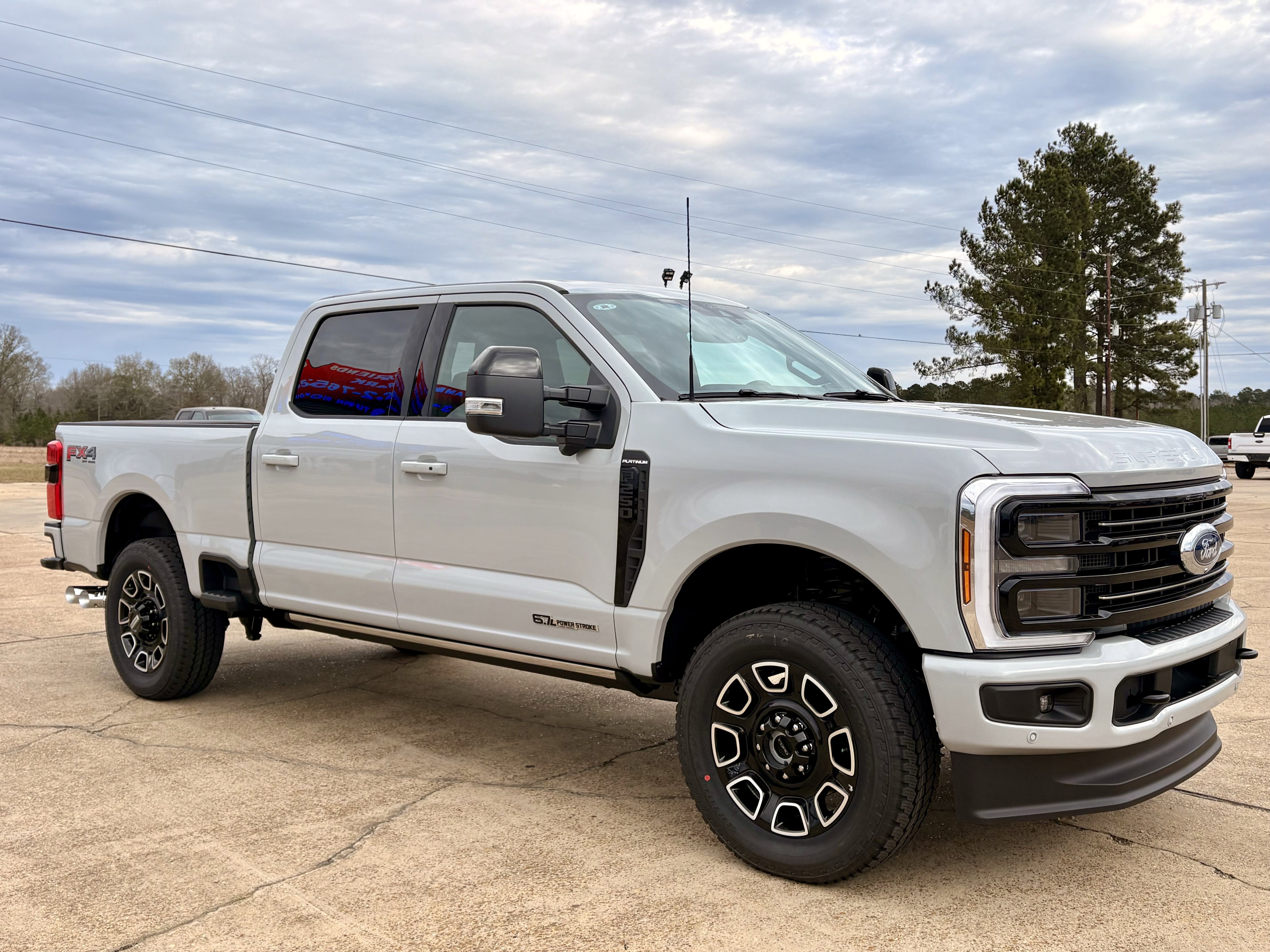 2026 Ford Super Duty F-250 SRW F-250® Platinum®