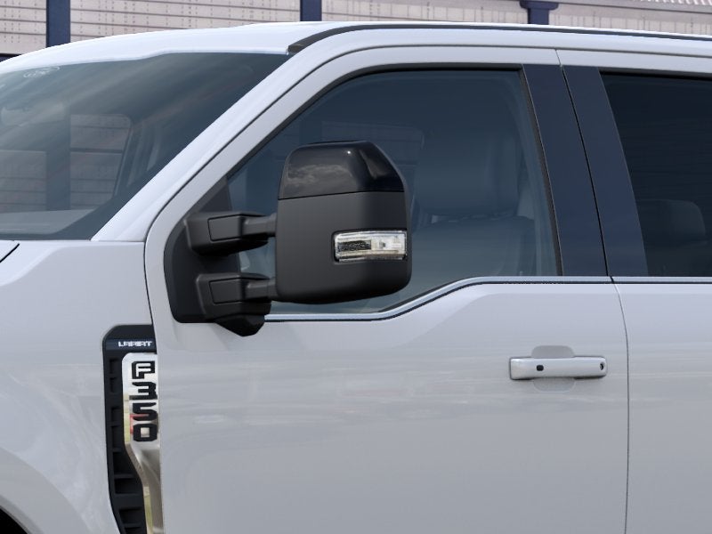 2027 Ford Super Duty F-350® Lariat®
