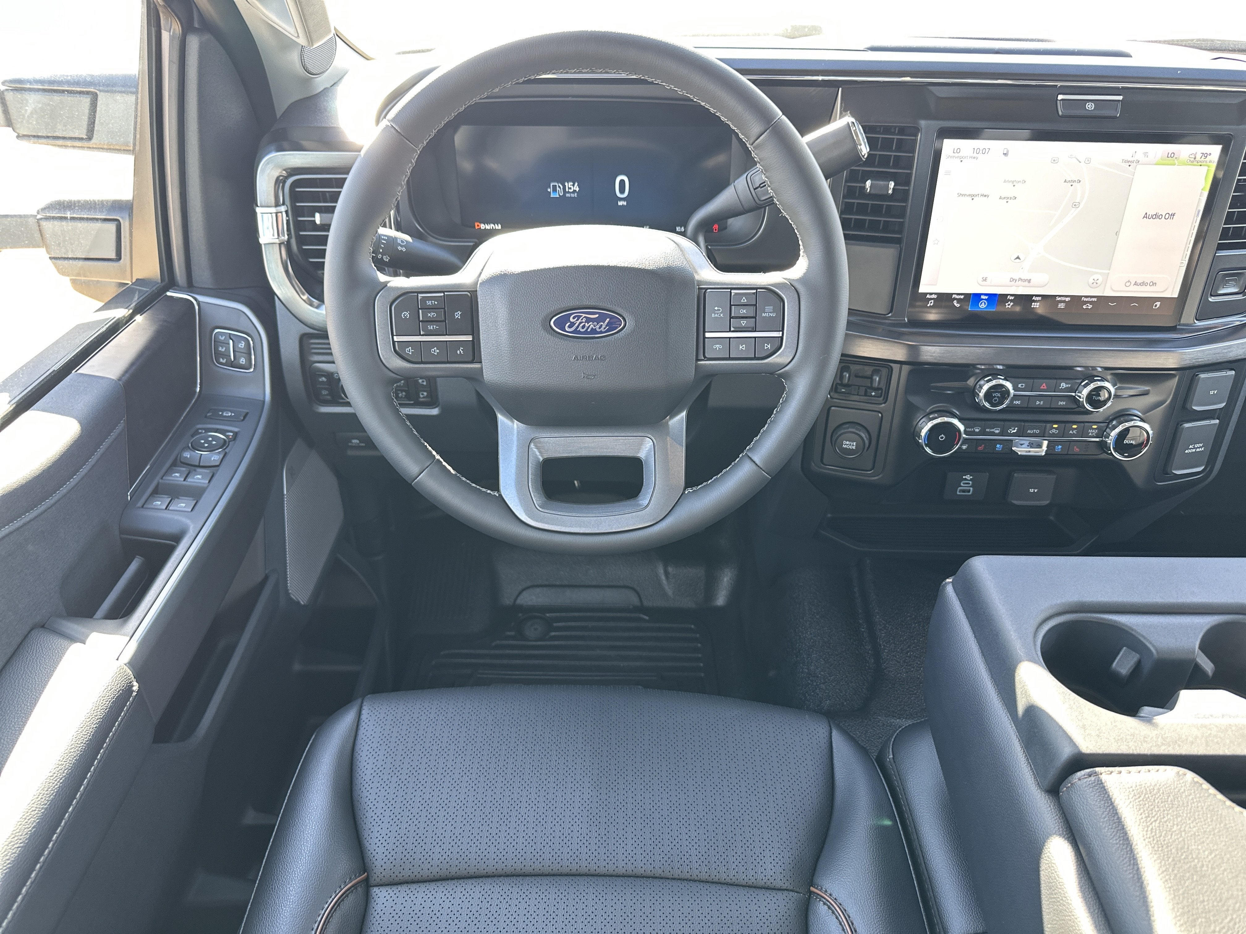 2027 Ford Super Duty F-350 SRW F-350® Lariat®