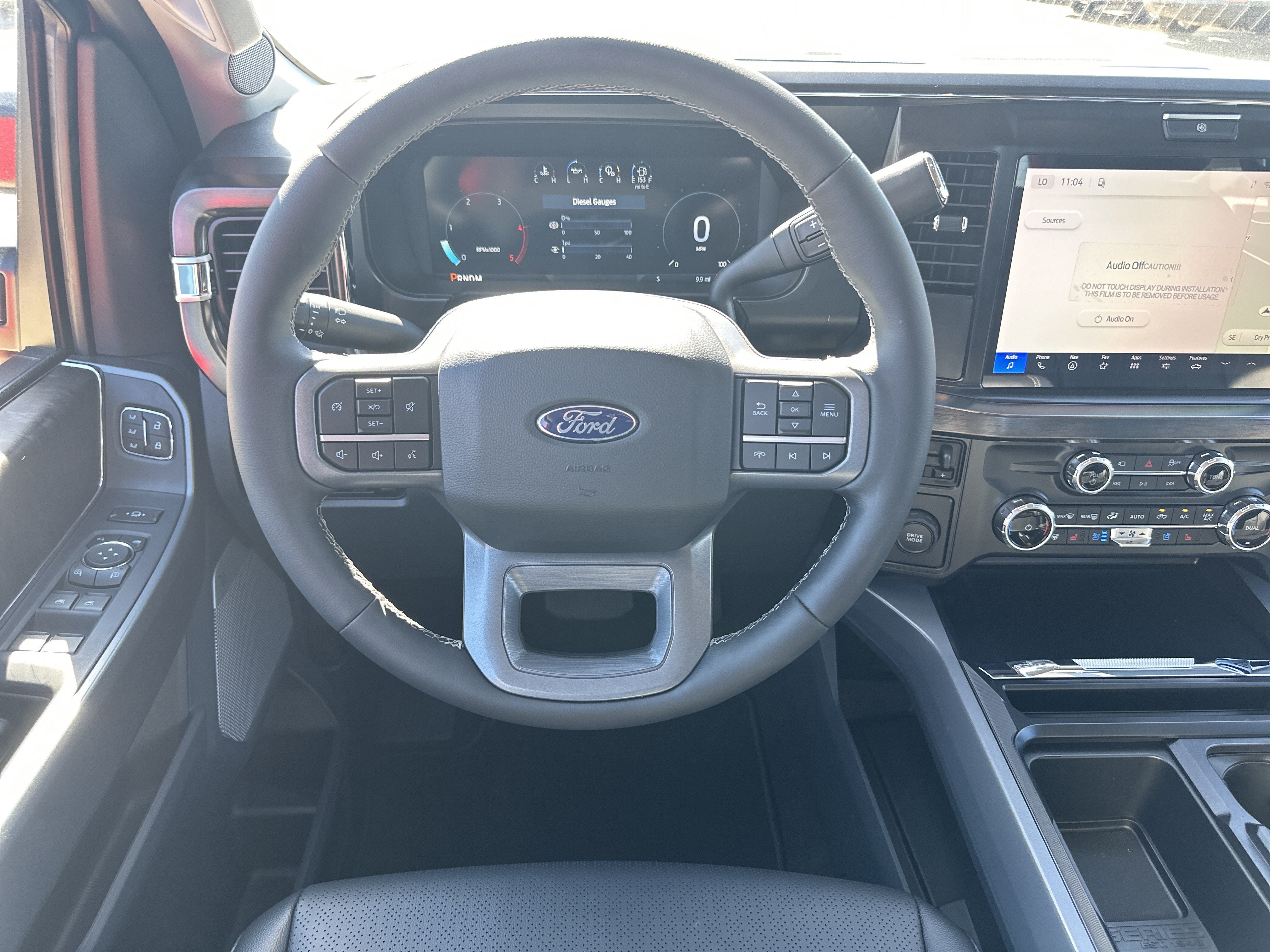 2027 Ford Super Duty F-350 SRW F-350® Lariat®
