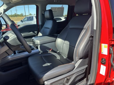 2027 Ford Super Duty F-350 SRW F-350® Lariat®