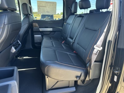 2027 Ford Super Duty F-350 SRW F-350® Lariat®