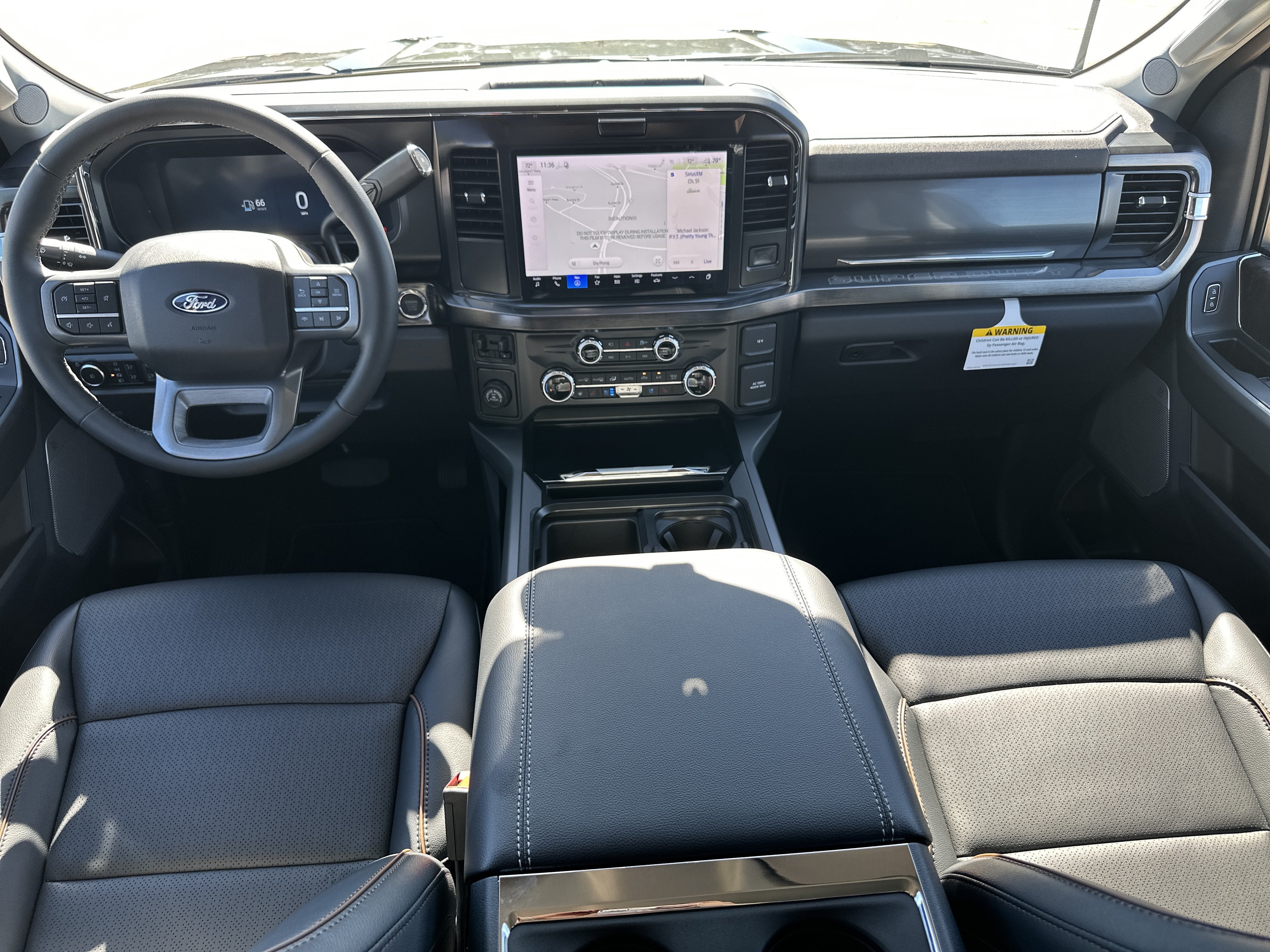 2027 Ford Super Duty F-350 SRW F-350® Lariat®