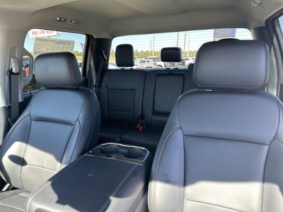 2027 Ford Super Duty F-350 SRW F-350® Lariat®