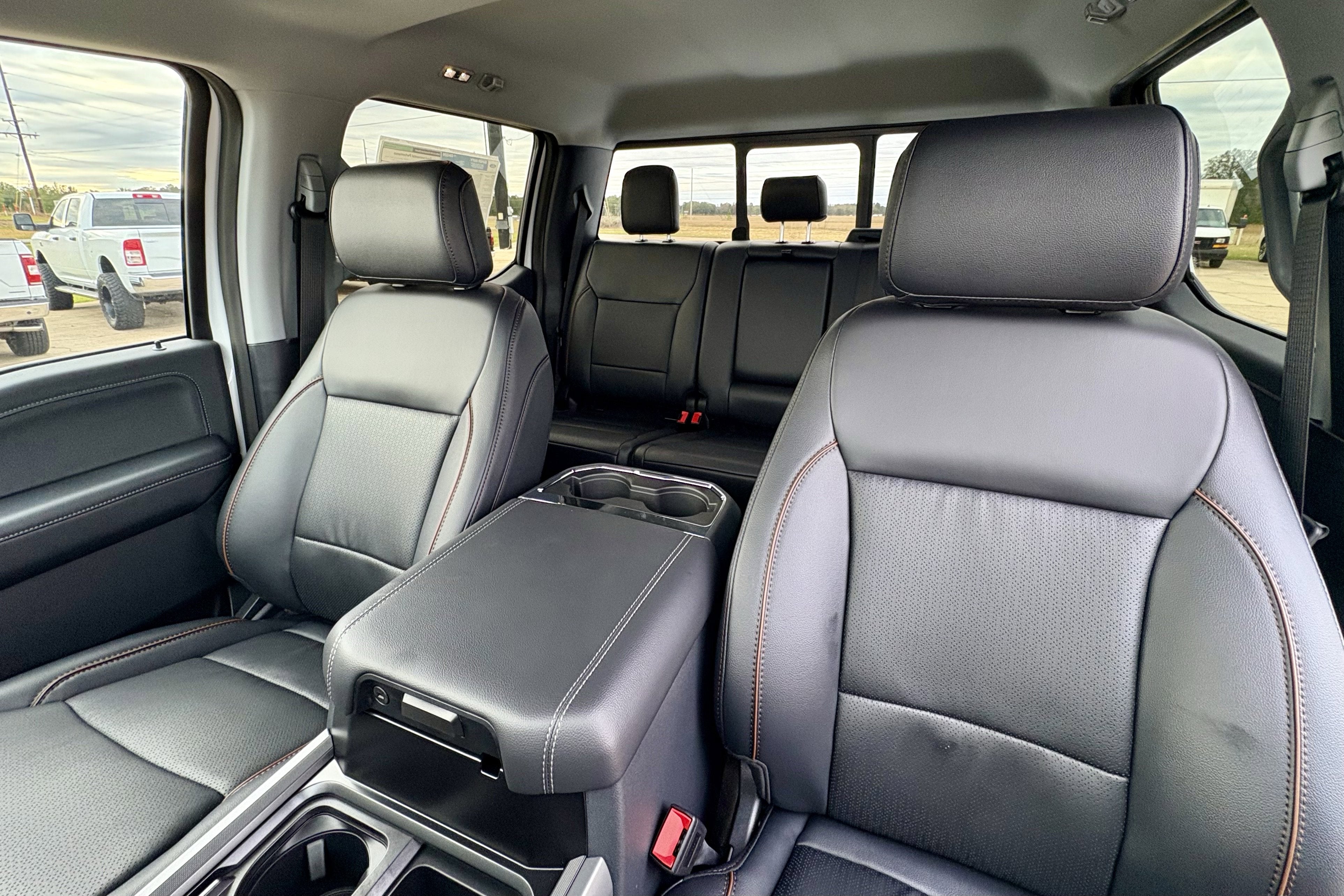 2026 Ford Super Duty F-350 SRW F-350® Lariat®