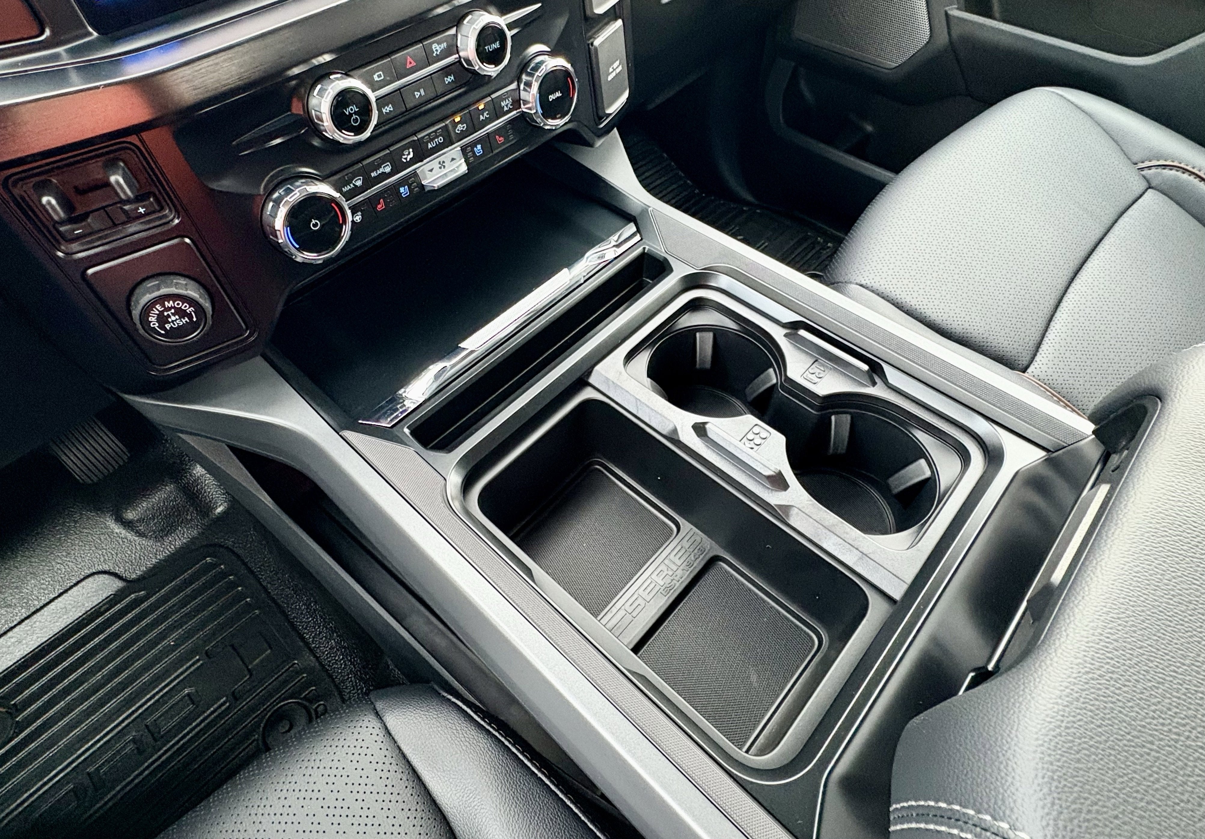 2026 Ford Super Duty F-350 SRW F-350® Lariat®