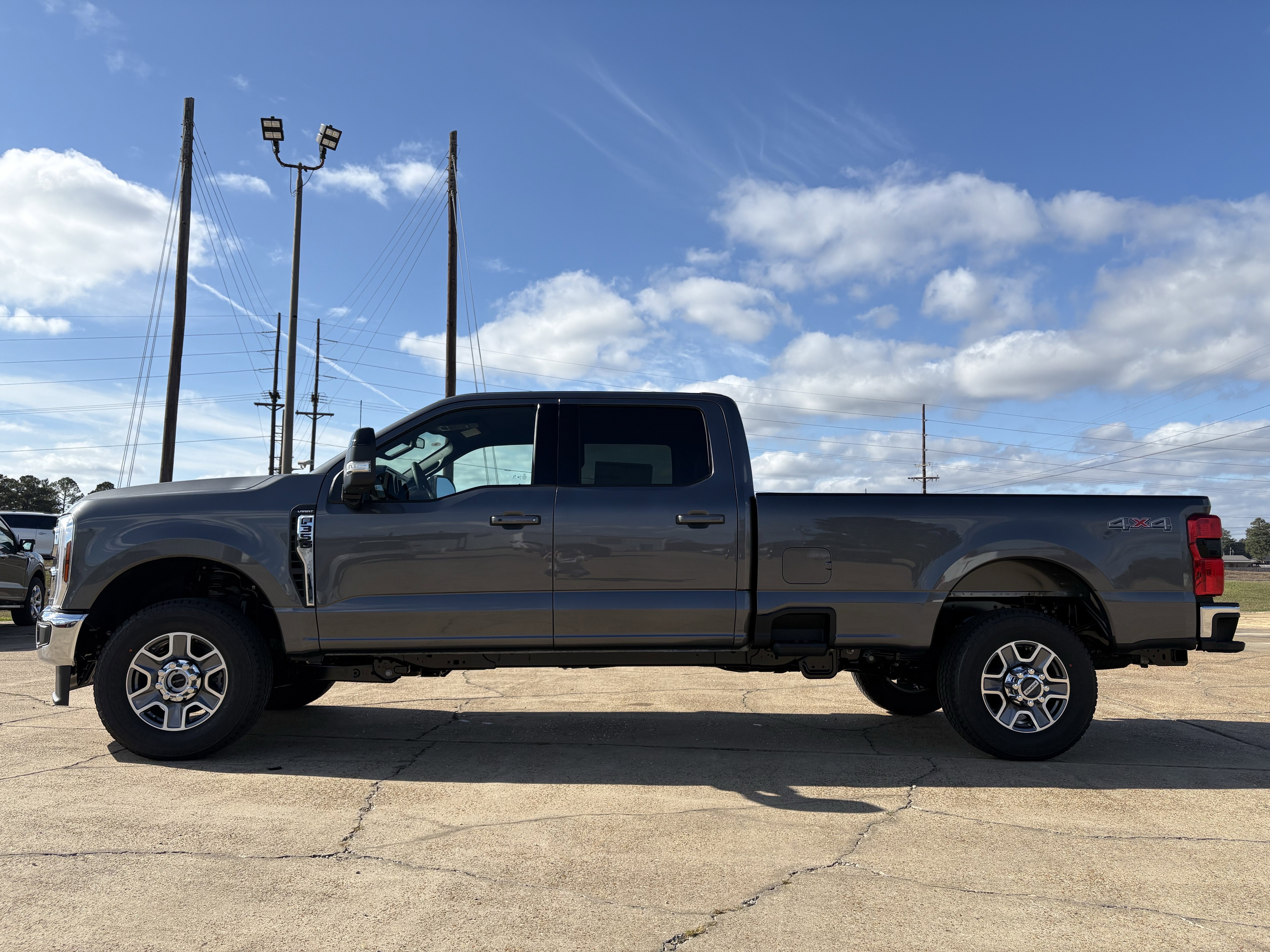 2026 Ford Super Duty F-350 SRW F-350® Lariat®