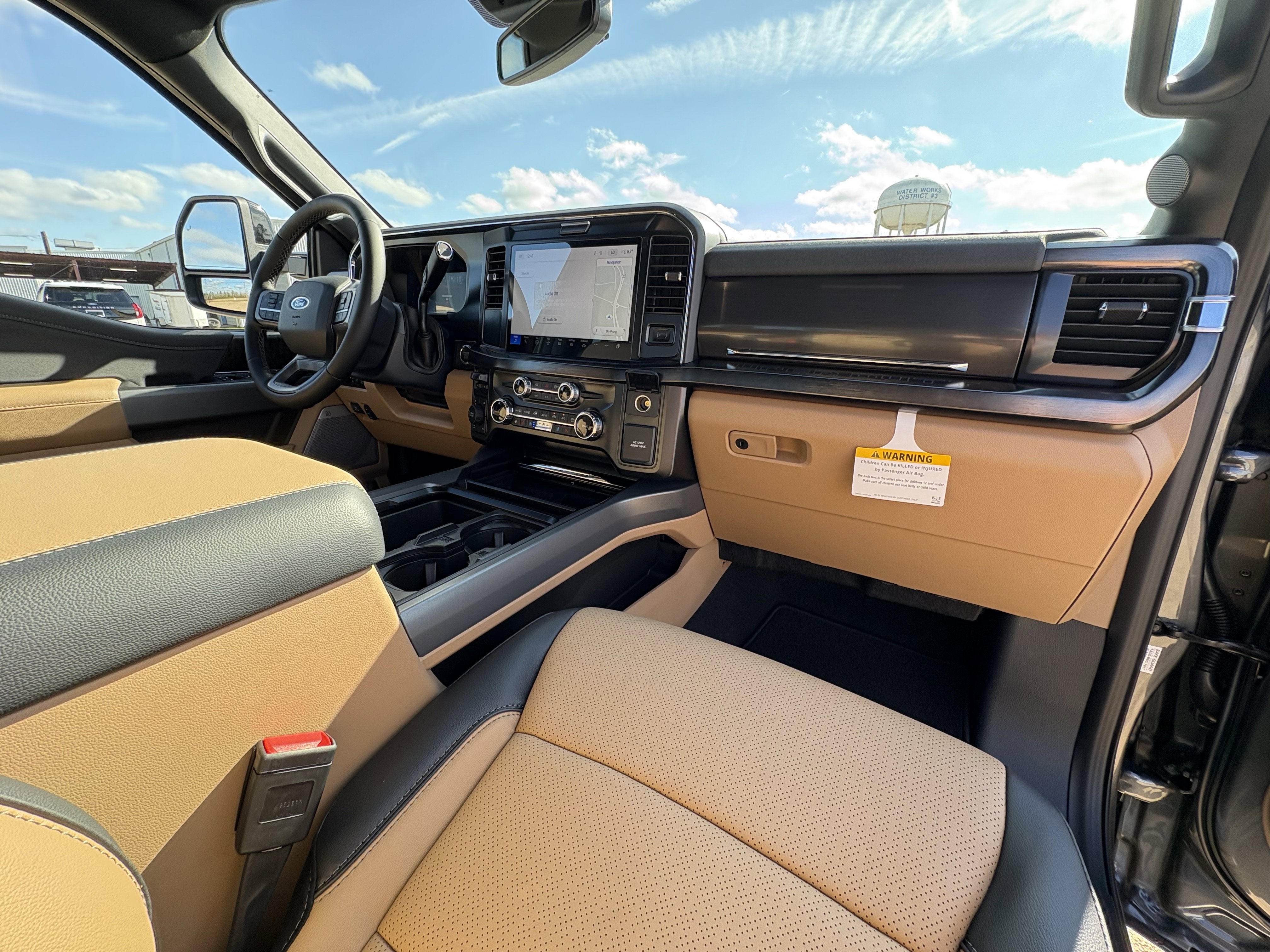 2026 Ford Super Duty F-350 SRW F-350® Lariat®