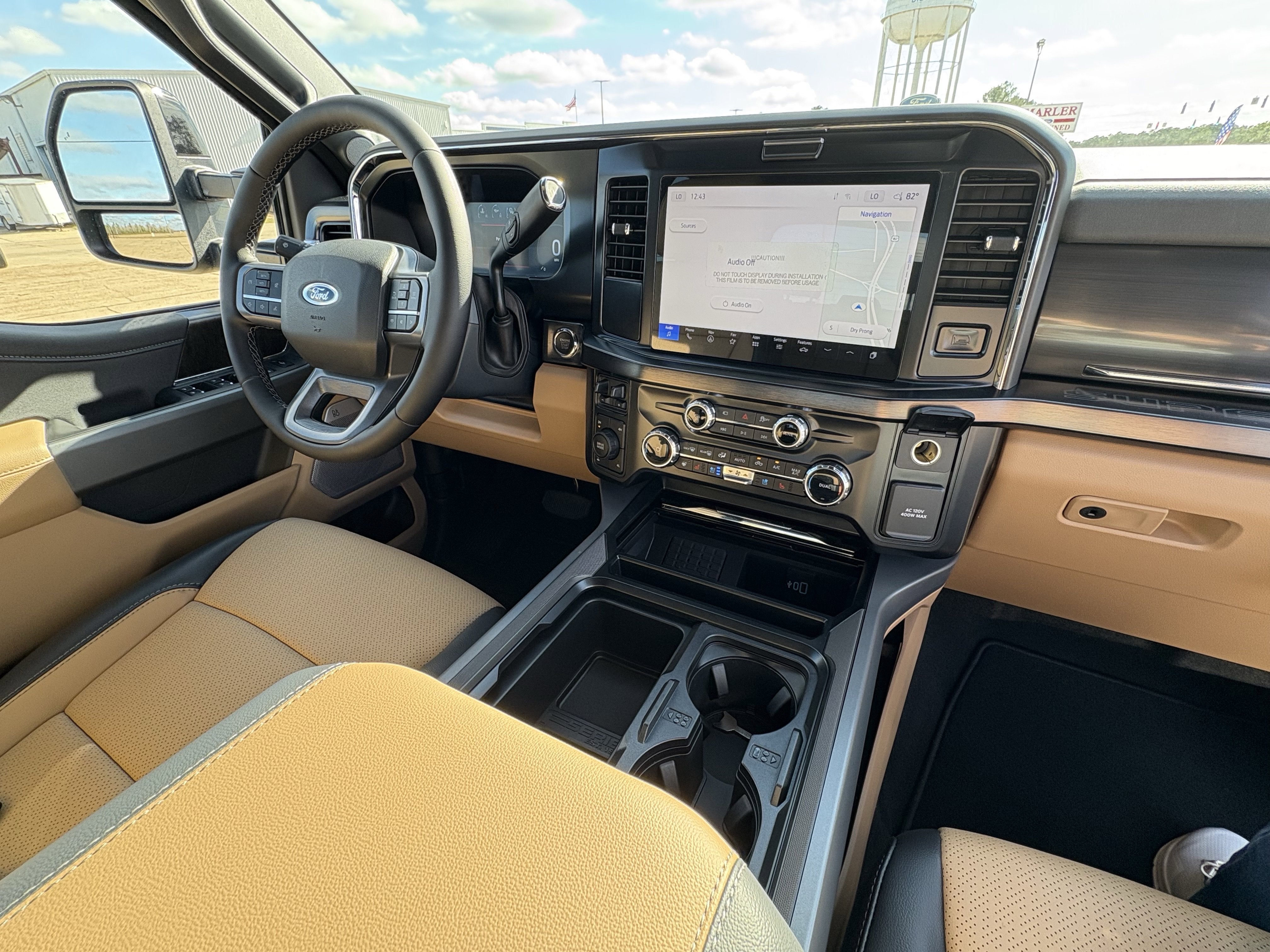 2026 Ford Super Duty F-350 SRW F-350® Lariat®