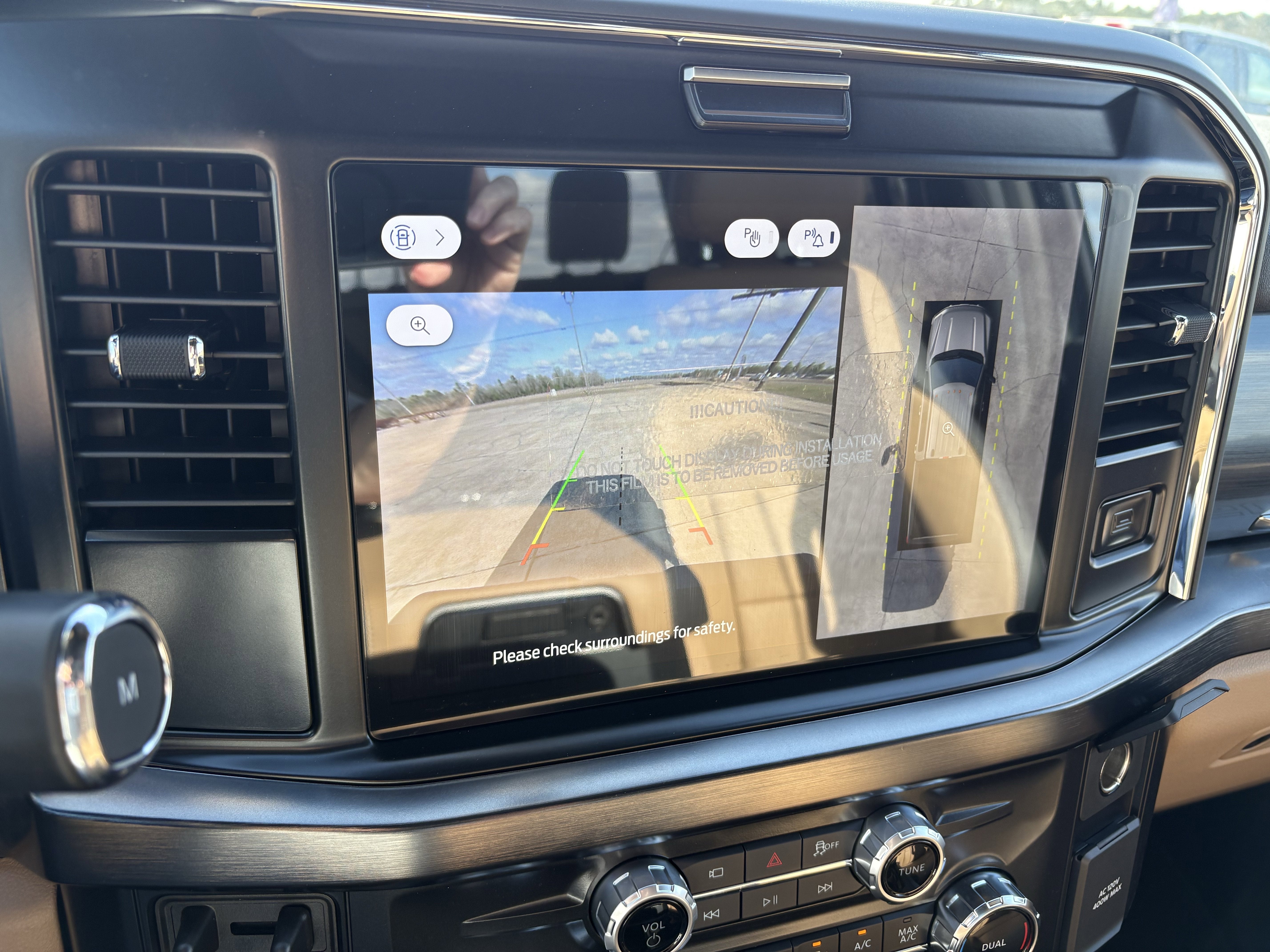 2026 Ford Super Duty F-350 SRW F-350® Lariat®