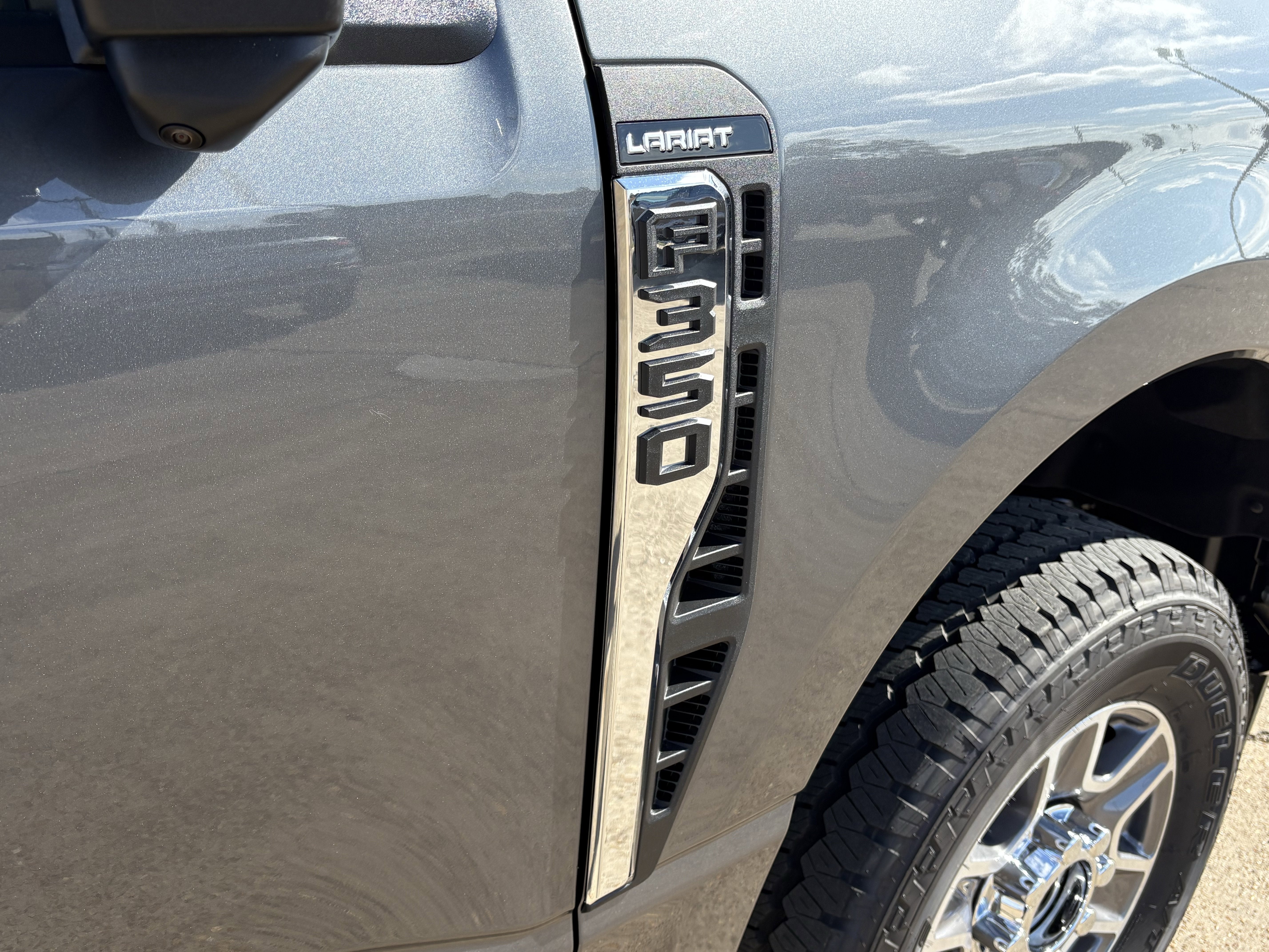 2026 Ford Super Duty F-350 SRW F-350® Lariat®