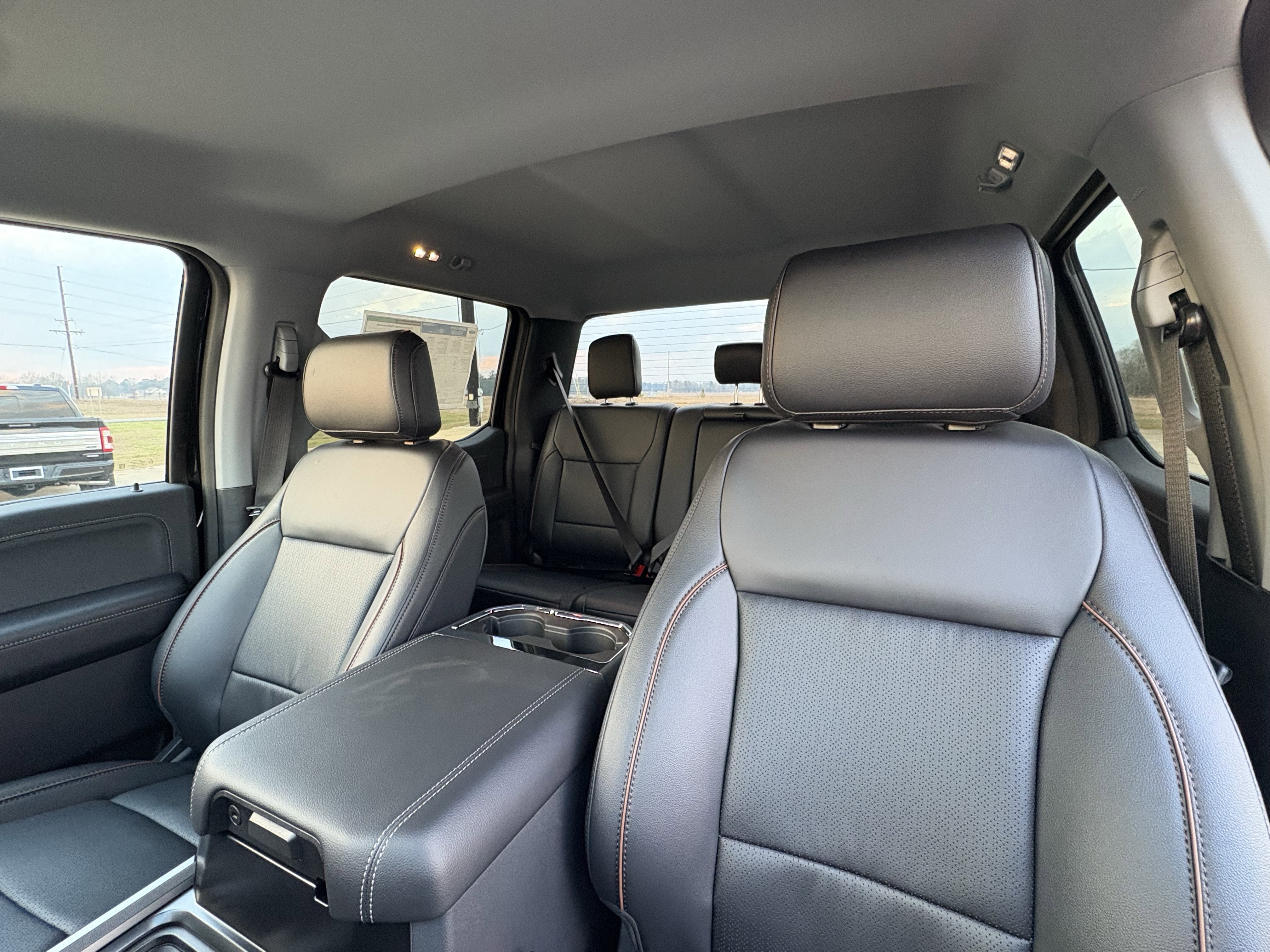 2026 Ford Super Duty F-350 SRW F-350® Lariat®