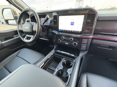 2026 Ford Super Duty F-350 SRW F-350® Lariat®