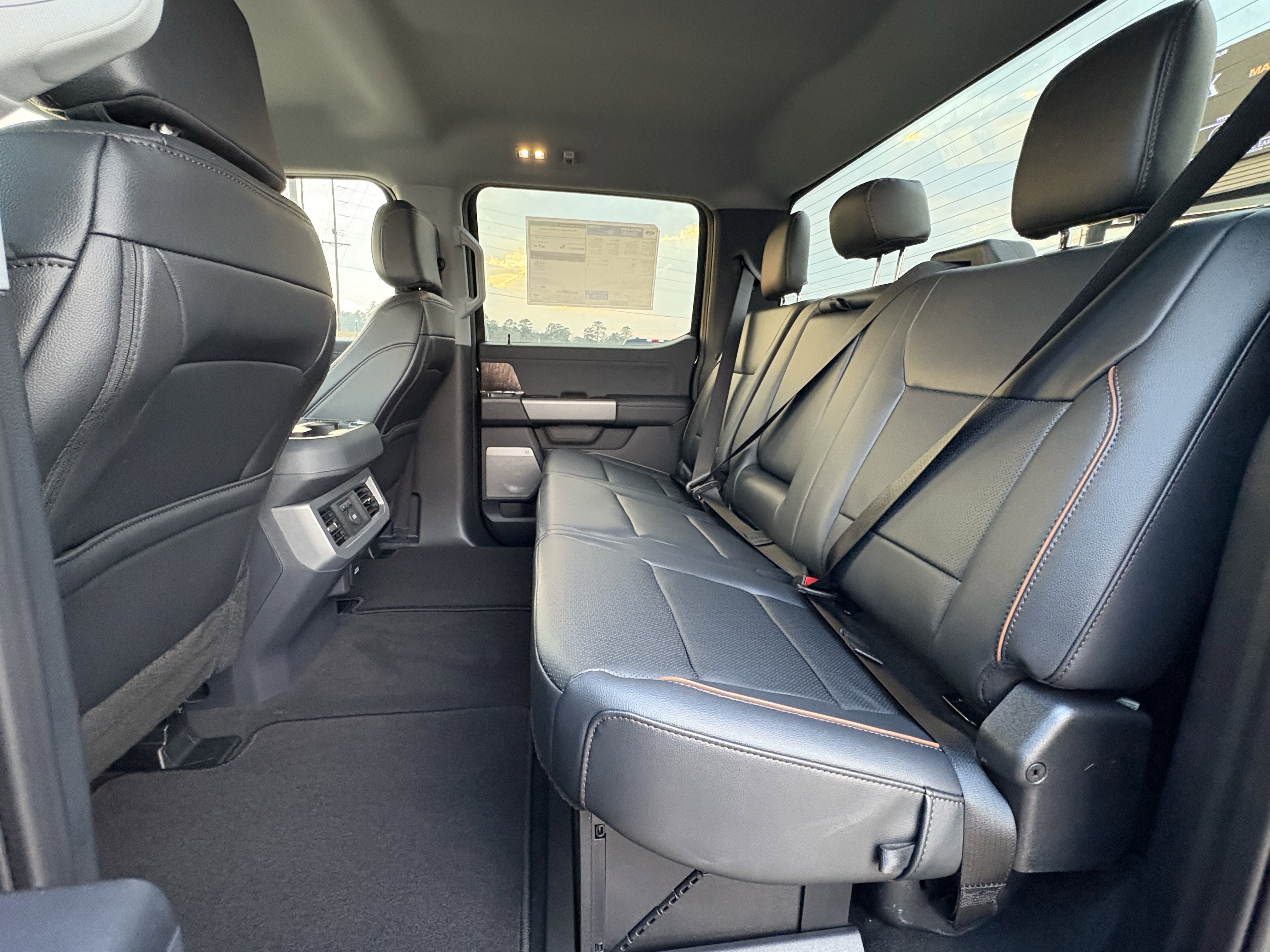 2026 Ford Super Duty F-350 SRW F-350® Lariat®