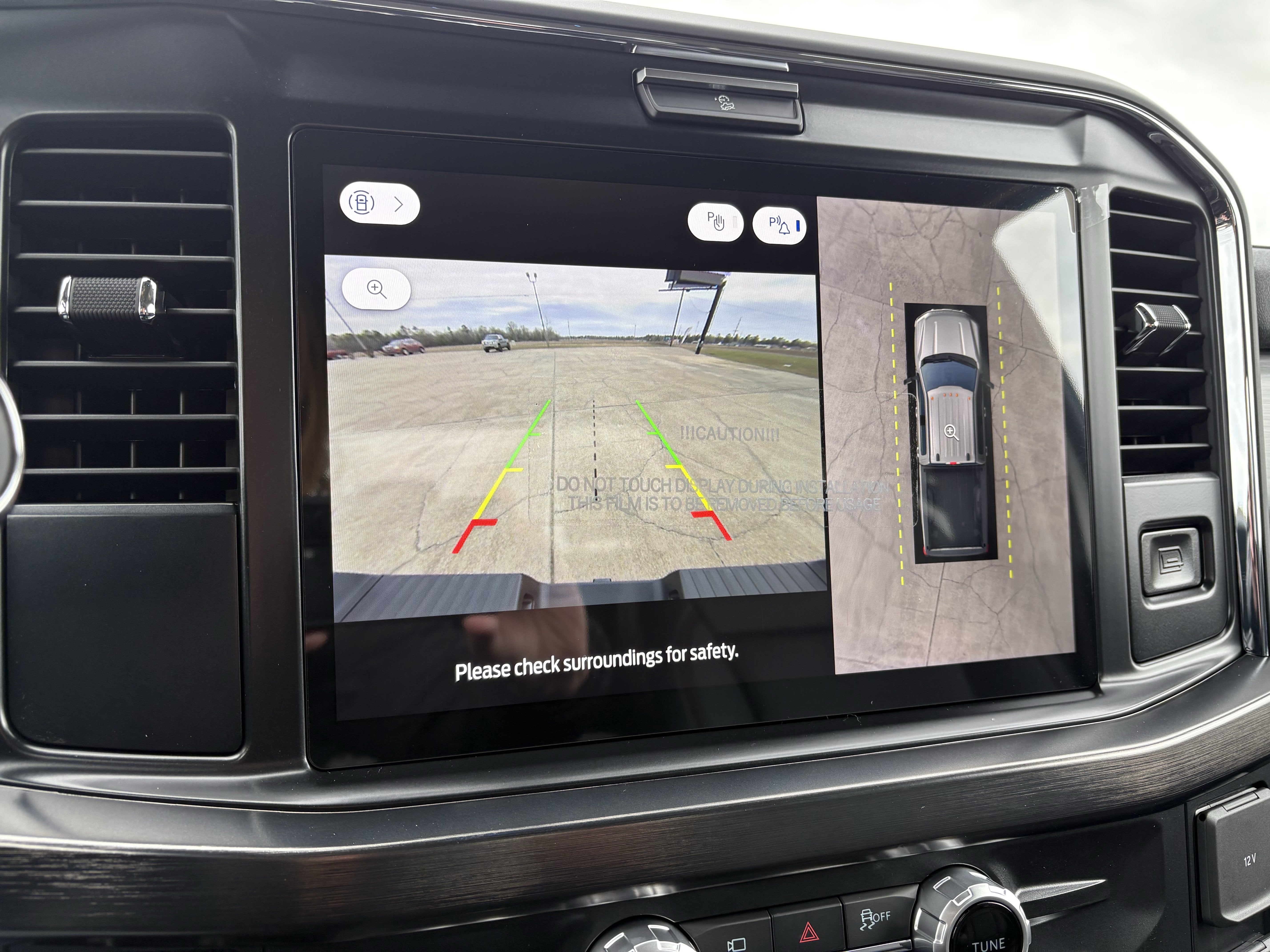 2026 Ford Super Duty F-350 SRW F-350® Lariat®