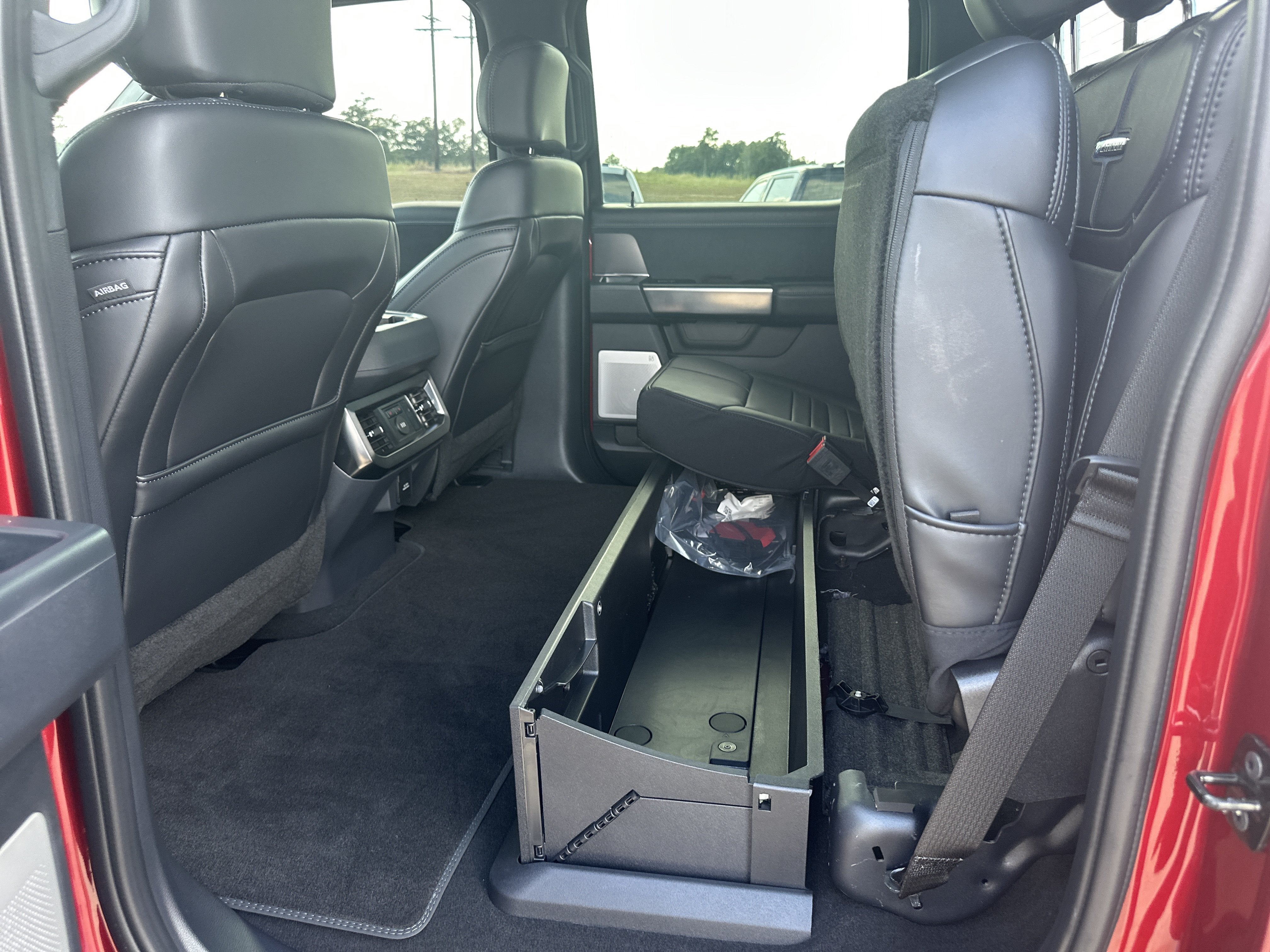 2026 Ford Super Duty F-350 SRW F-350® Platinum®